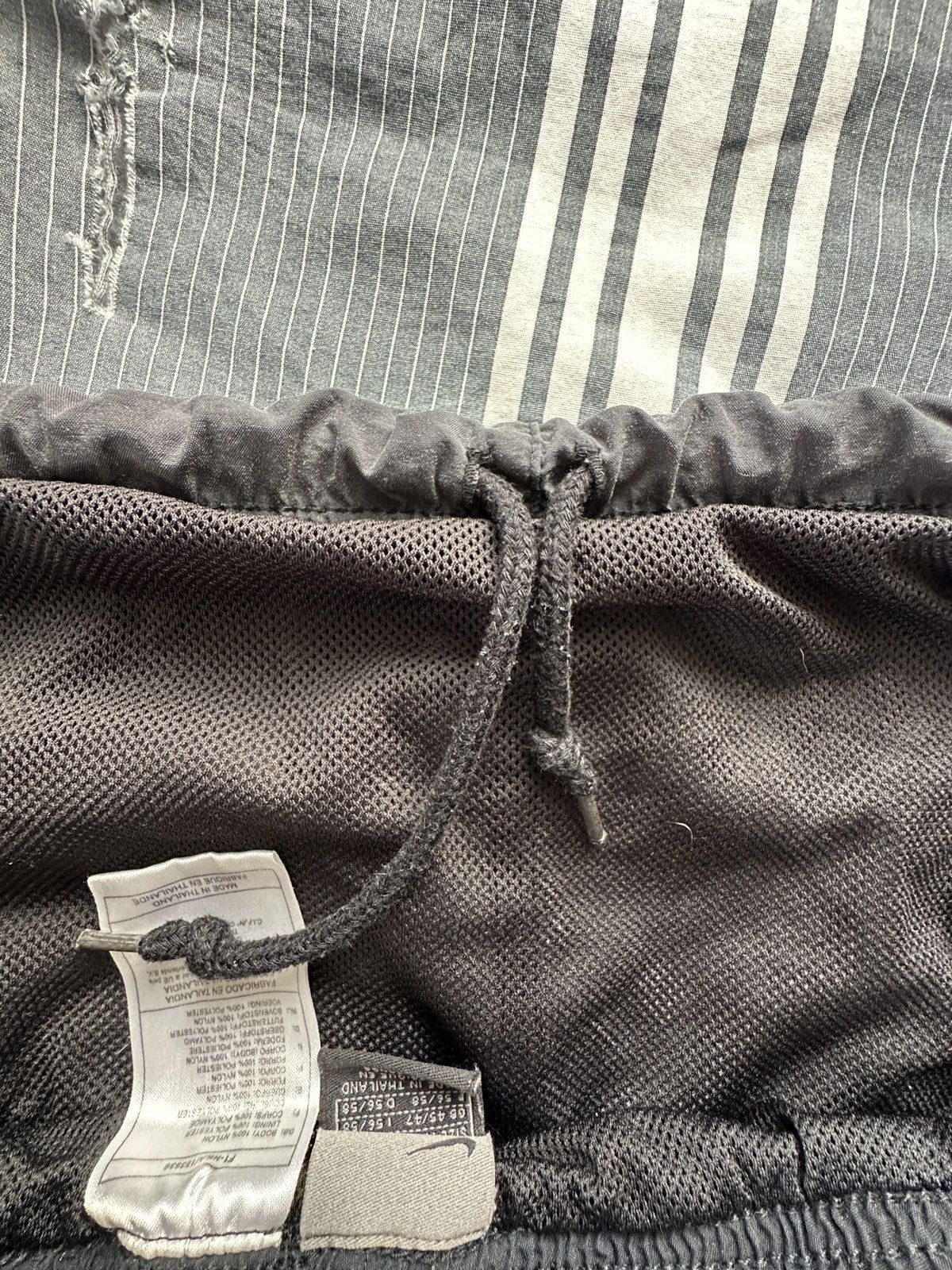 Nike Vintage Nike Swim Shorts Size US 36 / EU 52 - 5 Thumbnail