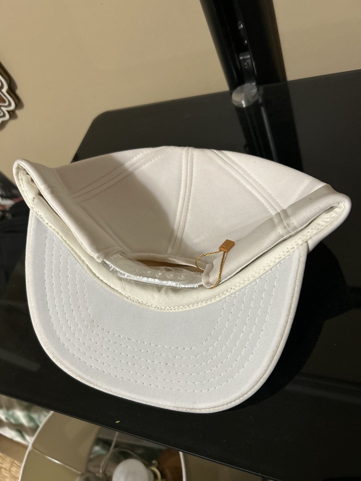Vintage Vintage white trucker hat Size ONE SIZE - 2 Thumbnail