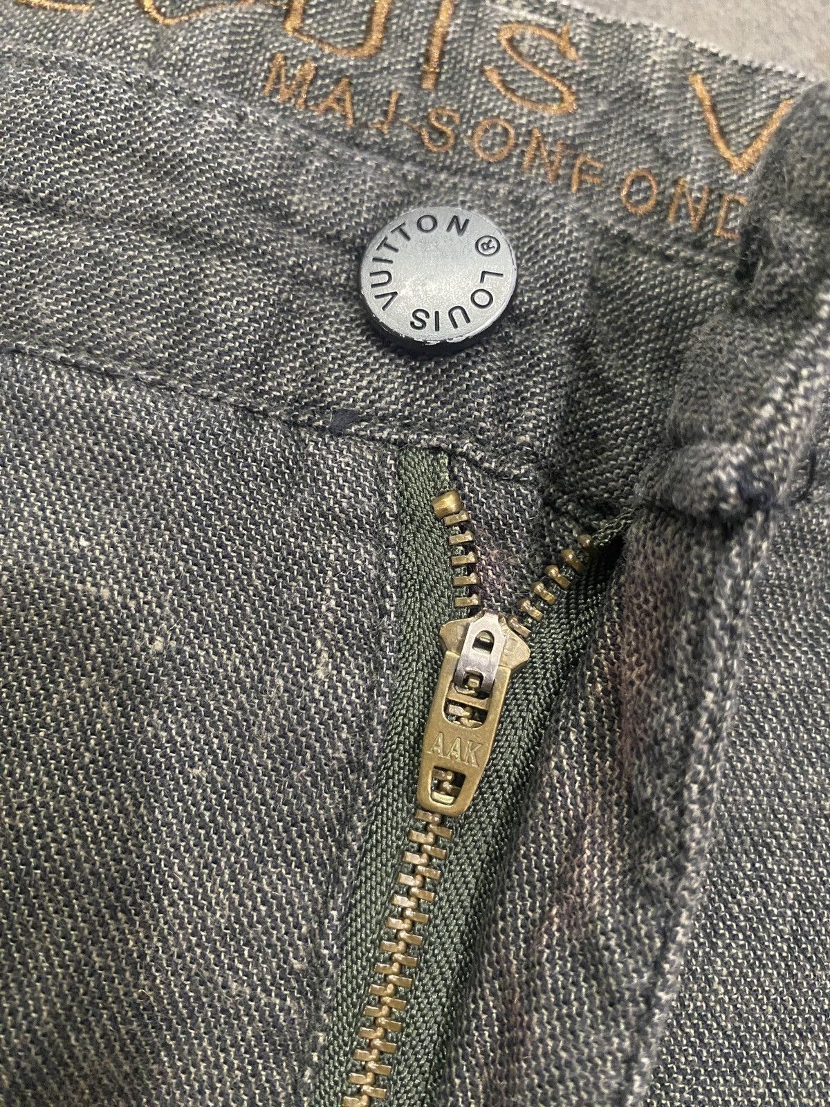Fragment Design × Louis Vuitton 🔥BINDING NOW🔥Louis Vuitton & Fragments Casual Pants Size 31 Size US 31 - 17 Thumbnail