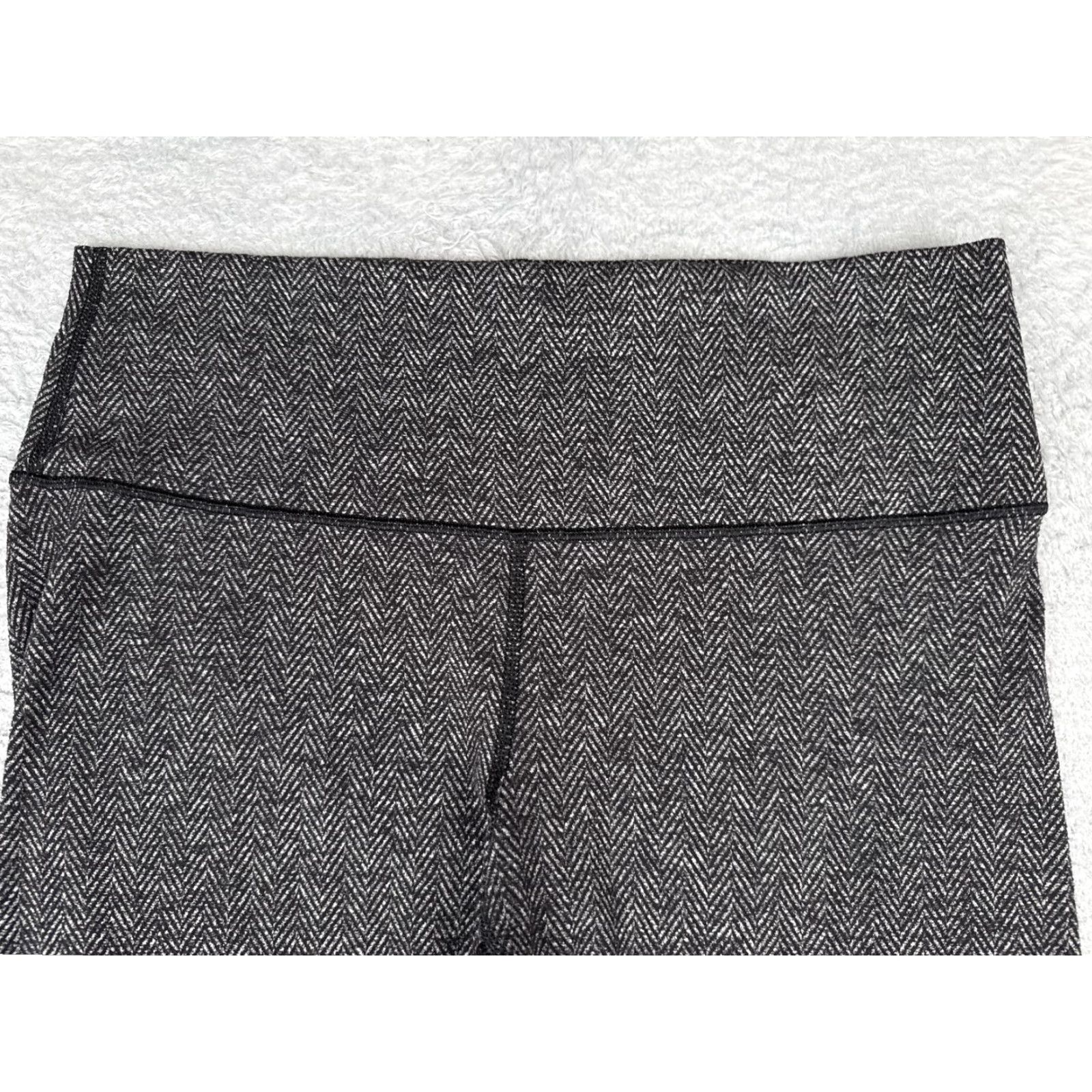 Lululemon Lululemon Wunder Under Pants Womens 12 Gray Herringbone Capri Leggings Yoga Gym Athletic Size 34" / US 12 / IT 48 - 4 Thumbnail