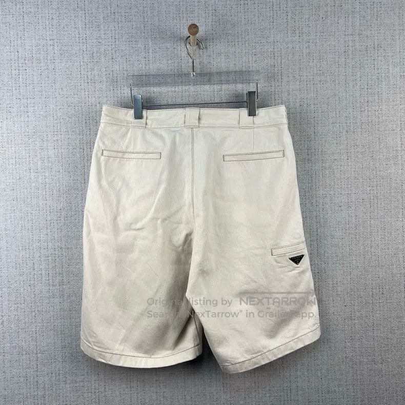 Prada Prada SS23 Solid Colour Triangle Logo Buckle Casual Shorts Size US 34 / EU 50 - 2 Thumbnail
