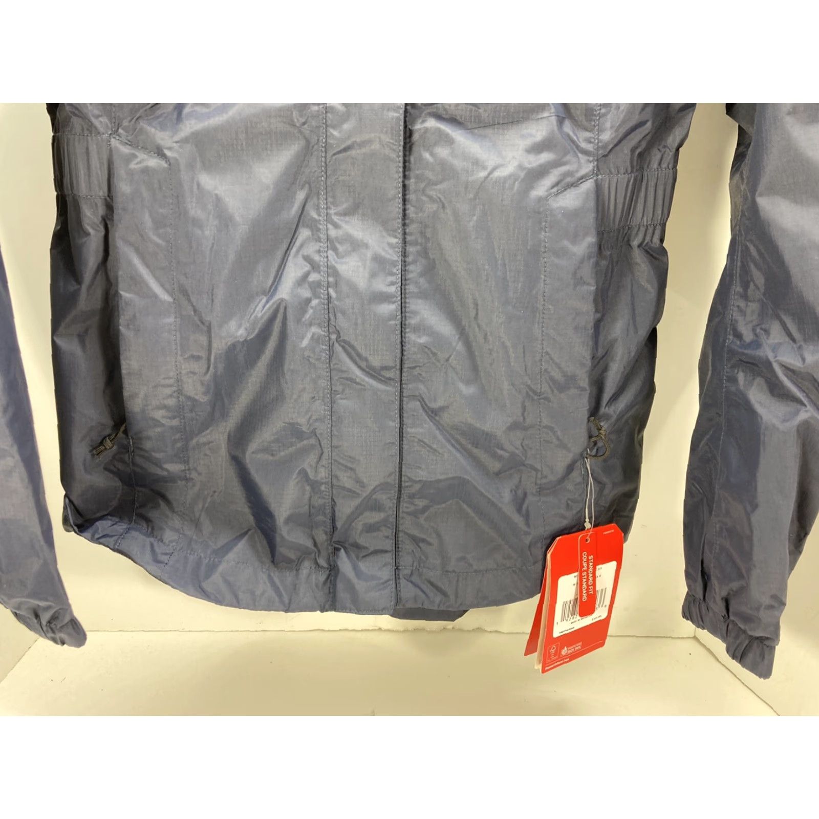 The North Face VINTAGE? No, not vintage. The North Face Womens XS Resolve Parka II Blue Coat Parka Womens XS Blue NWT Free Shipping Size XS / US 0-2 / IT 36-38 - 3 Thumbnail