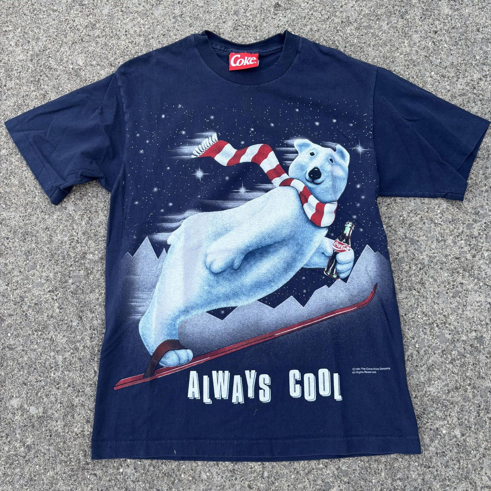 Coca Cola Vintage Coca-Cola Polar Bear Graphic T-shirt Size US L / EU 52-54 / 3 - 1 Thumbnail