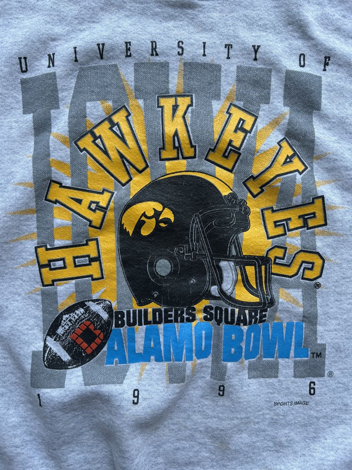 Fruit Of The Loom Vintage 90s Iowa Alamo Bowl Crewneck Size US L / EU 52-54 / 3 - 2 Thumbnail