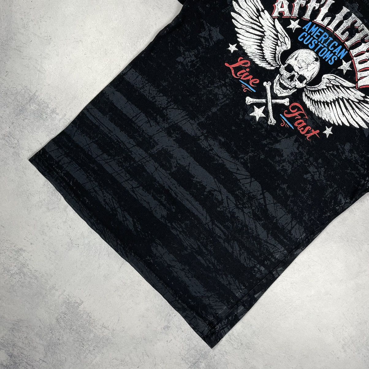 Affliction Vintage Affliction Y2K All Over Print Skulls T Shirt 00’s Size US M / EU 48-50 / 2 - 16 Thumbnail