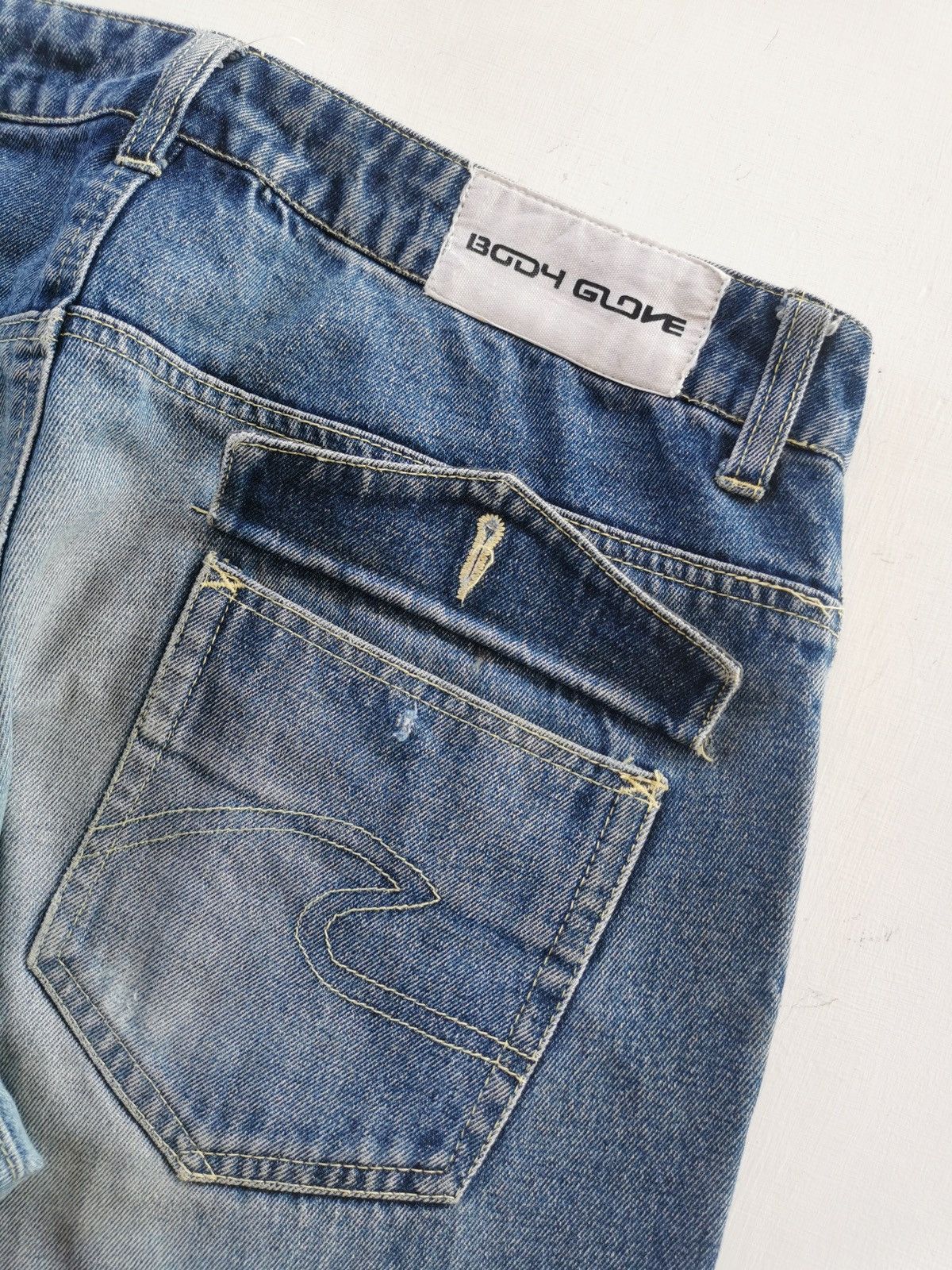 Vintage Vintage Body Glove Signature Print Loose Fit Jeans Size US 33 - 8 Thumbnail