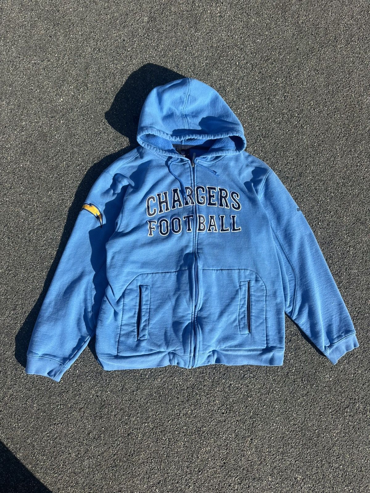 Reebok San Diego Chargers football hoodie late 90s-00s Size US L / EU 52-54 / 3 - 1 Thumbnail