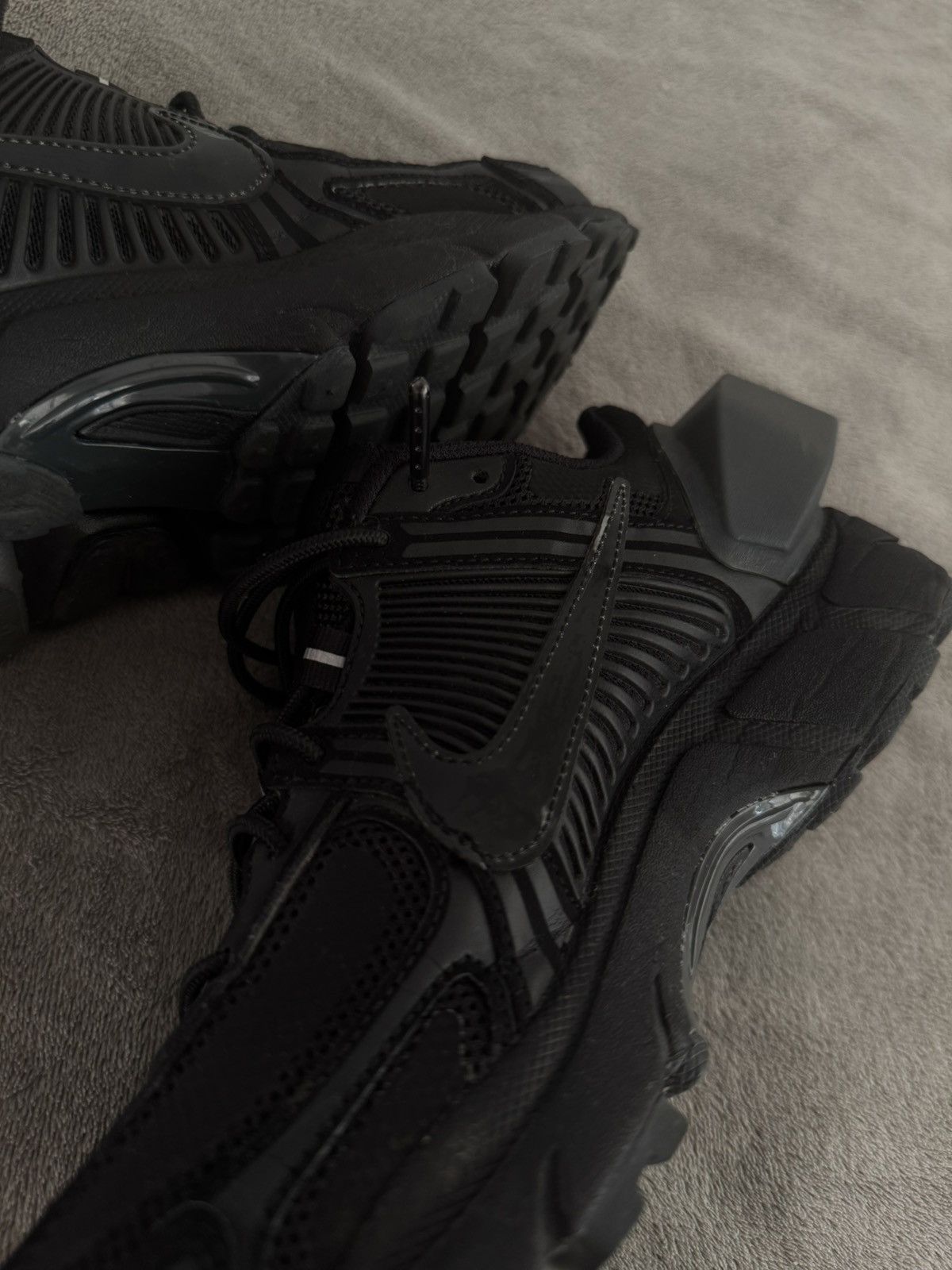 A-COLD-WALL* × Nike Nike Vomero ACW Size US 8.5 / EU 41-42 - 7 Thumbnail