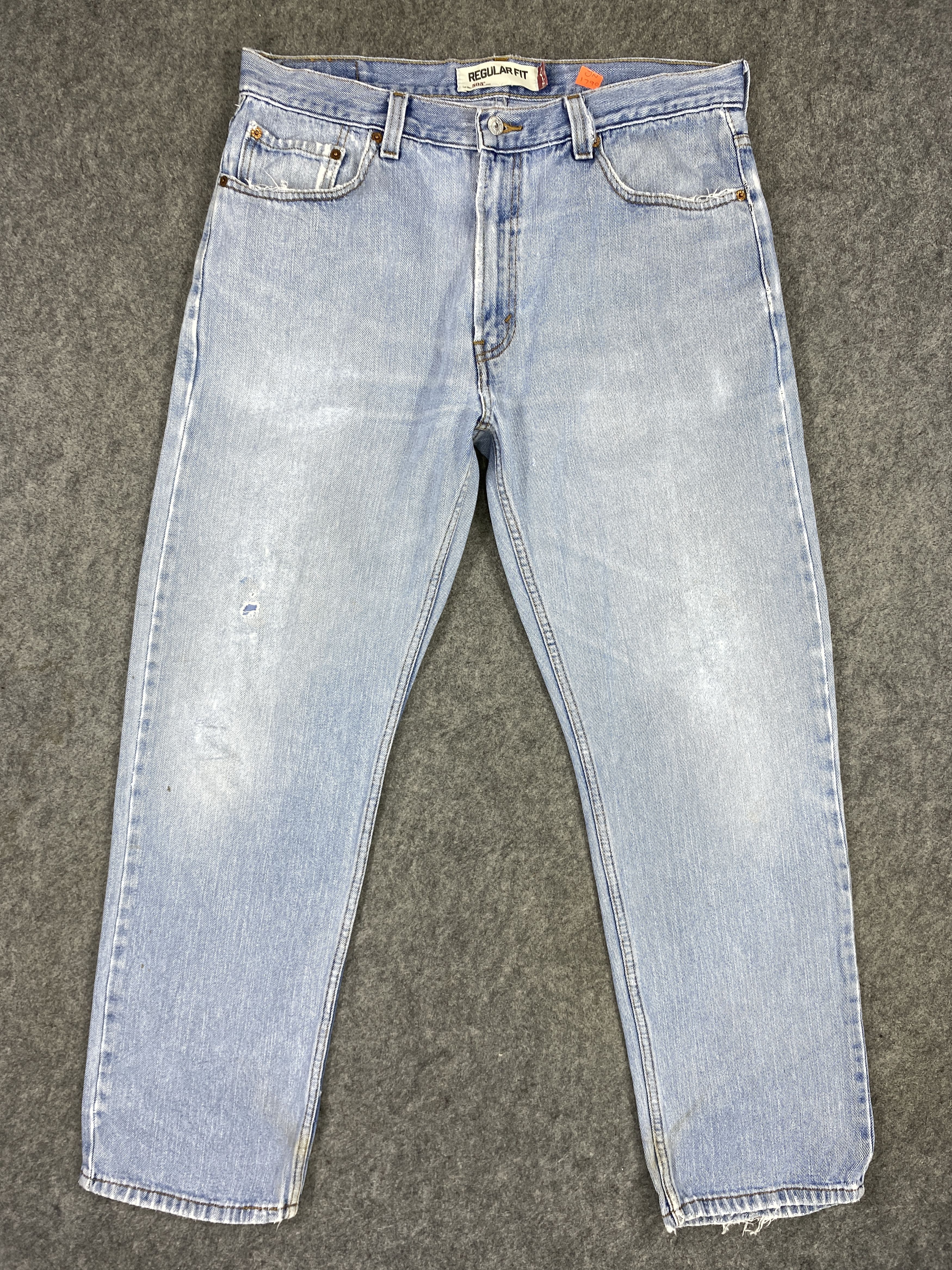 Levi's Mid Blue Vintage Levi's 505 Jeans 35x31 Denim -JN1790 Size US 35 - 1 Thumbnail