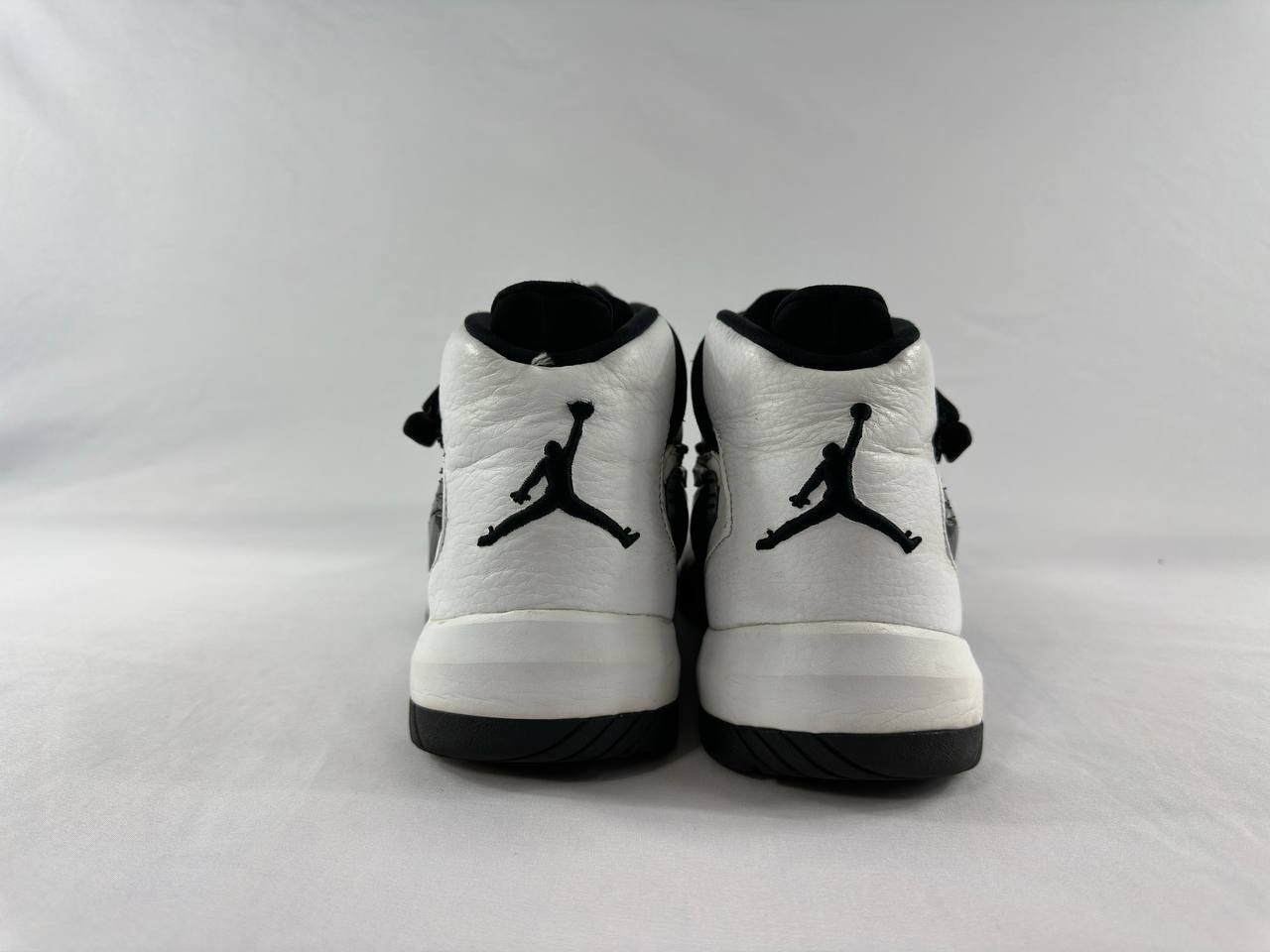 Nike Nike Air Jordan Jumpman Swift 'White Black' AT2555-100 Size US 12 / EU 45 - 9 Thumbnail