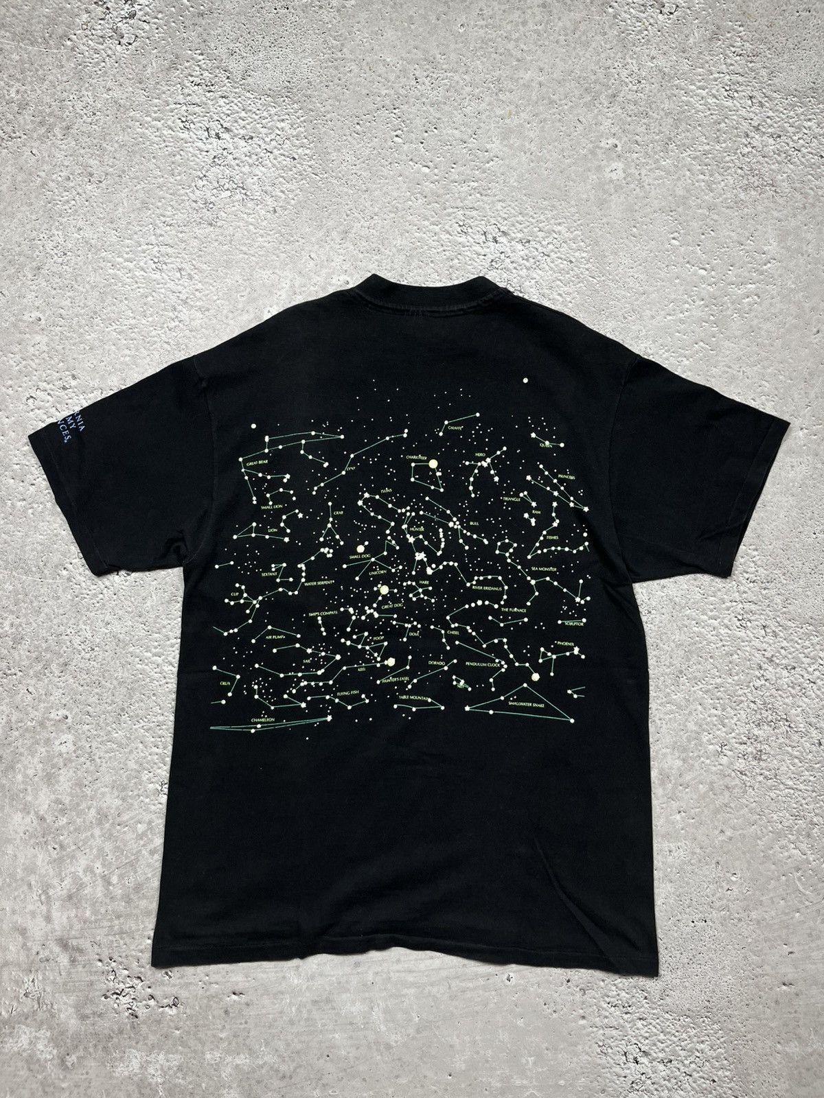 Hanes × Vintage Vintage 1992 Heavenly Bodies Constellation T-Shirt USA Made Size US L / EU 52-54 / 3 - 11 Thumbnail
