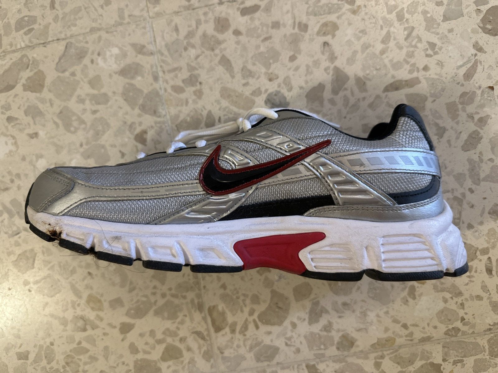 Nike Nike Initiator Size US 8 / EU 41 - 2 Thumbnail