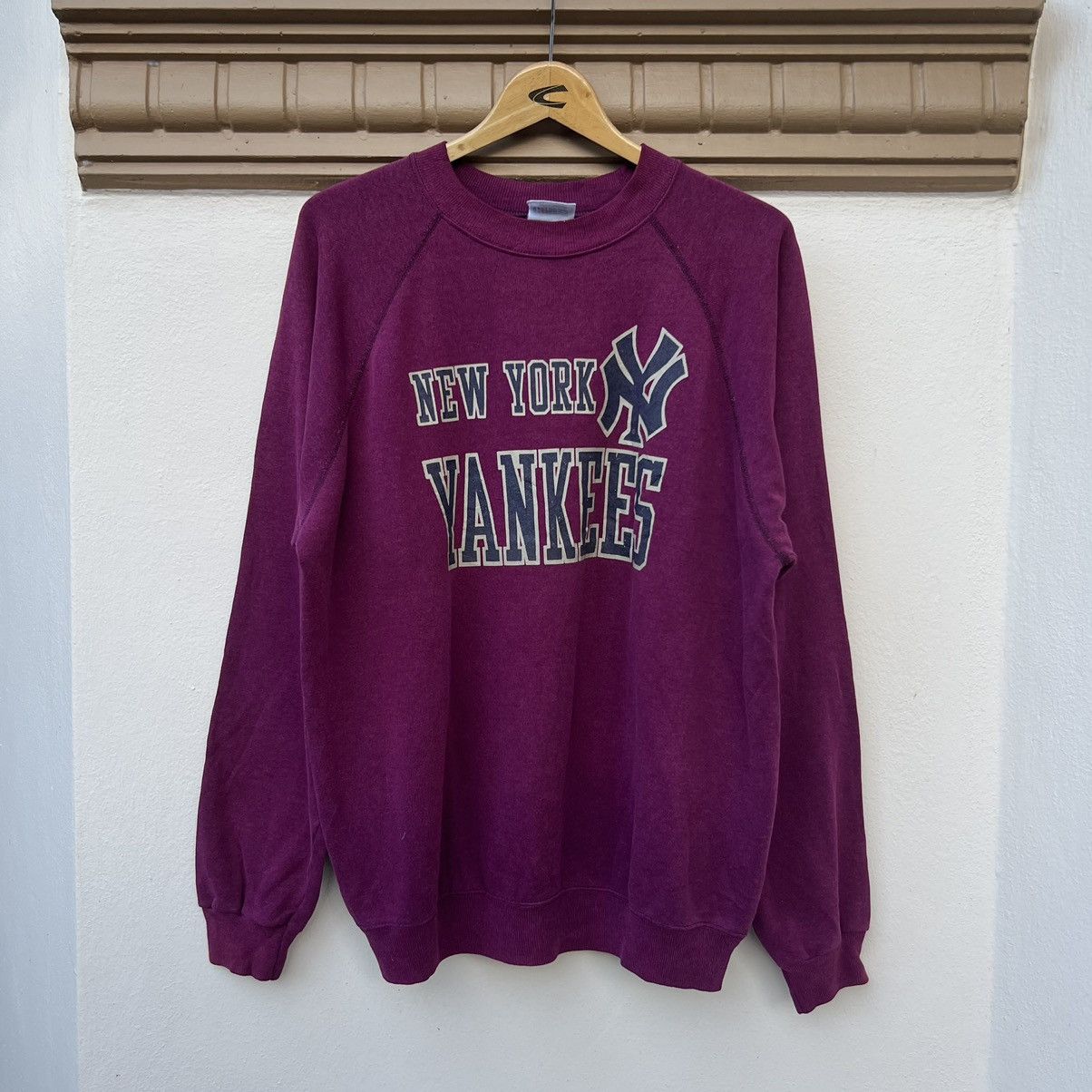 MLB × New York Yankees × Vintage Vintage 80s New York Yankees MLB OG Logo Crewneck Sweatshirt Size US XL / EU 56 / 4 - 1 Thumbnail