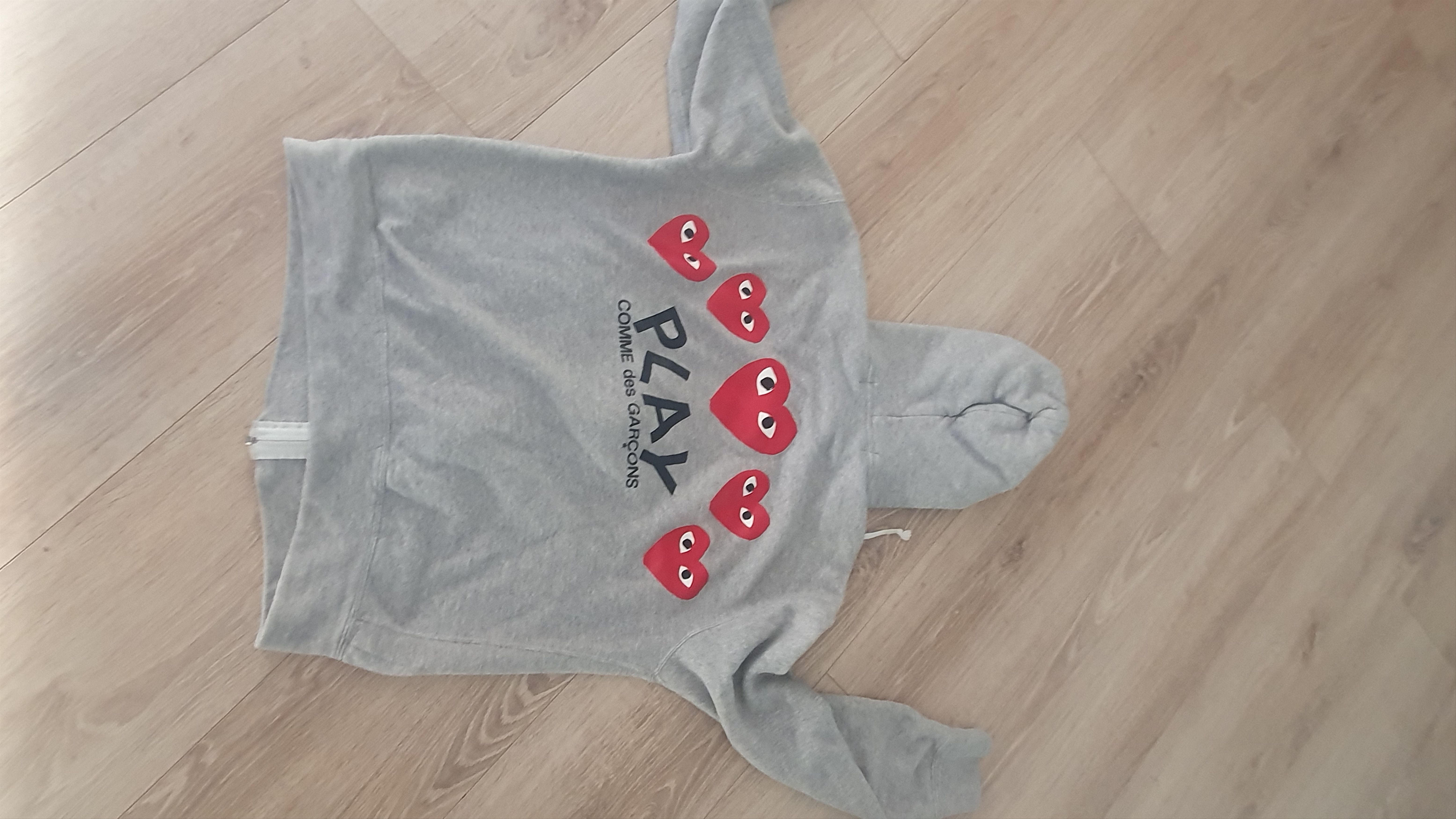 Comme des Garcons Comme des Garçons PLAY Size US M / EU 48-50 / 2 - 10 Thumbnail