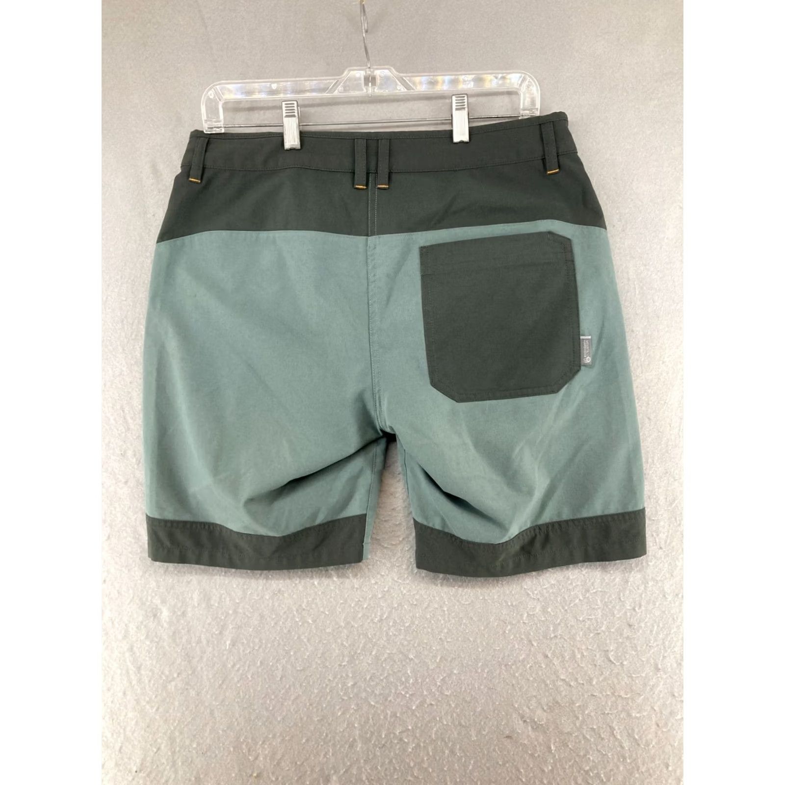 Mountain Hardwear Mountain Hardwear Bermuda Shorts 32 Blue Mens Regular Pocket Solid Outdoor Summer 32 Mens Size US 32 / EU 48 - 6 Thumbnail