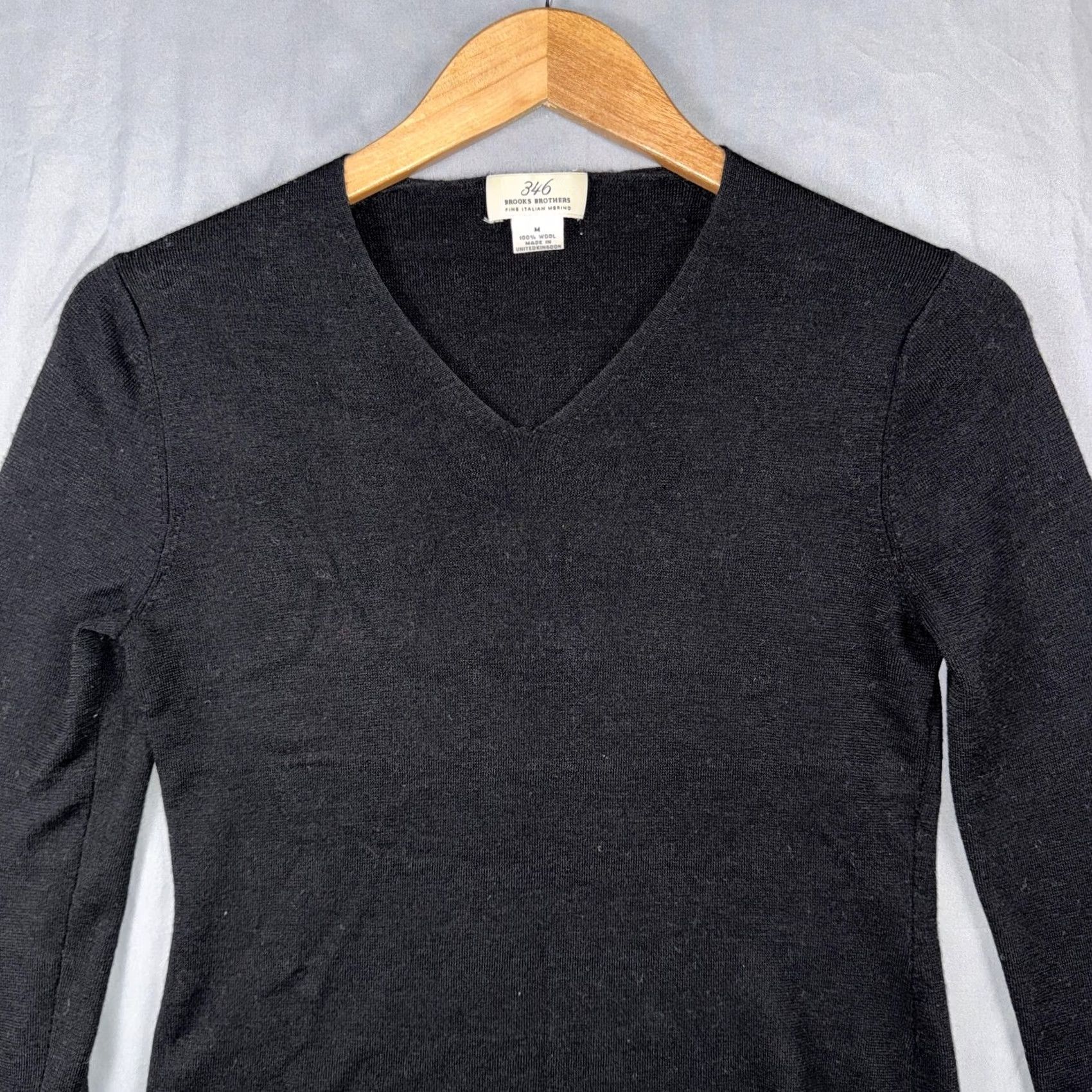 Brooks Brothers Brooks Brothers Sweater Men's Medium Black 100% Wool V Neck Knit Pullover Luxury Size US M / EU 48-50 / 2 - 3 Thumbnail