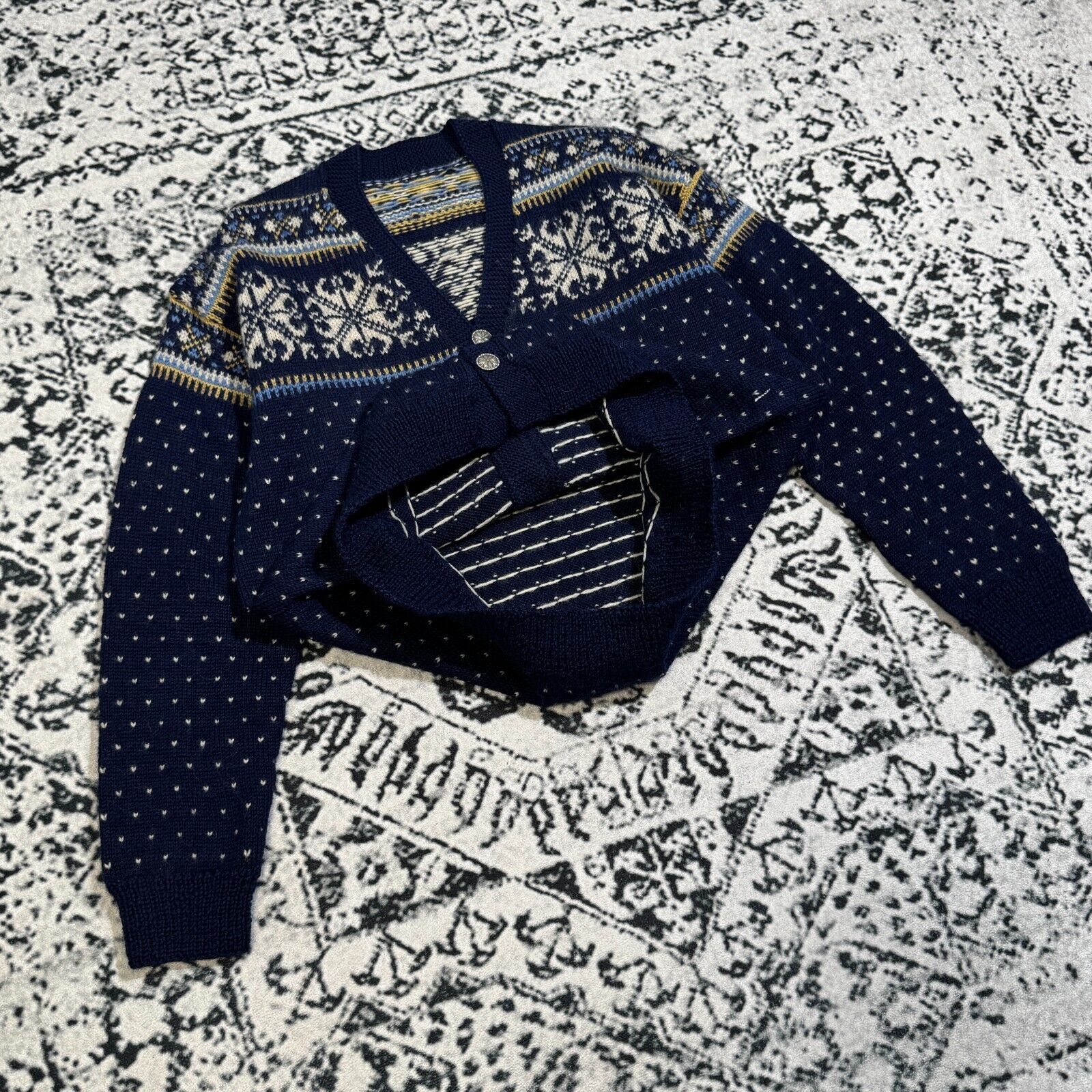 Vintage Vintage Unisex Blue Navy Wool Sweater Cardigan Size S Size US S / EU 44-46 / 1 - 12 Thumbnail