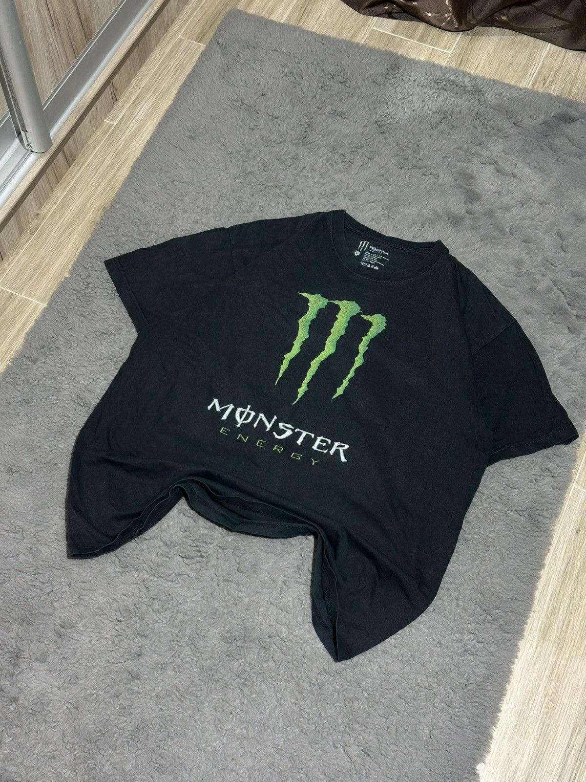 Japanese Brand Monster Energy Essential Graphic Tee Size US L / EU 52-54 / 3 - 1 Thumbnail