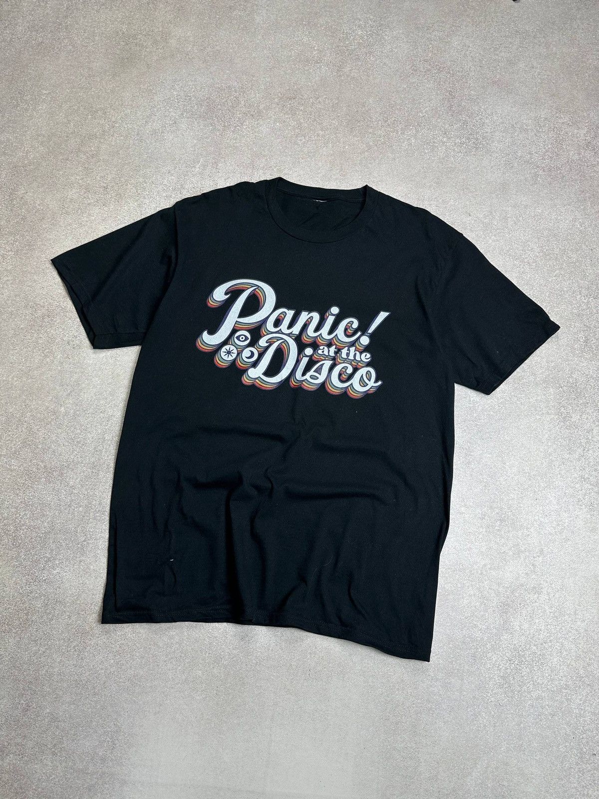 Band Tees Vintage Panic At The Disco Spellout T-shirt M Rare Band Tee Size US M / EU 48-50 / 2 - 2 Thumbnail