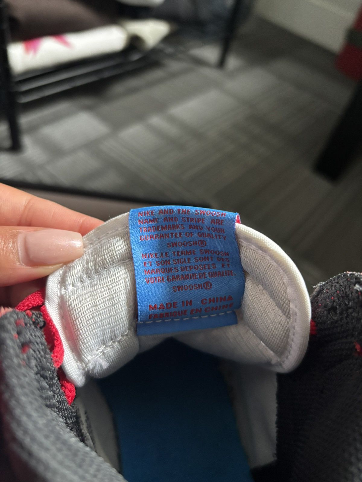 Nike Air Jordan 1 Retro High GS 'Origin Story' Size US 5.5 / IT 35.5 - 8 Thumbnail