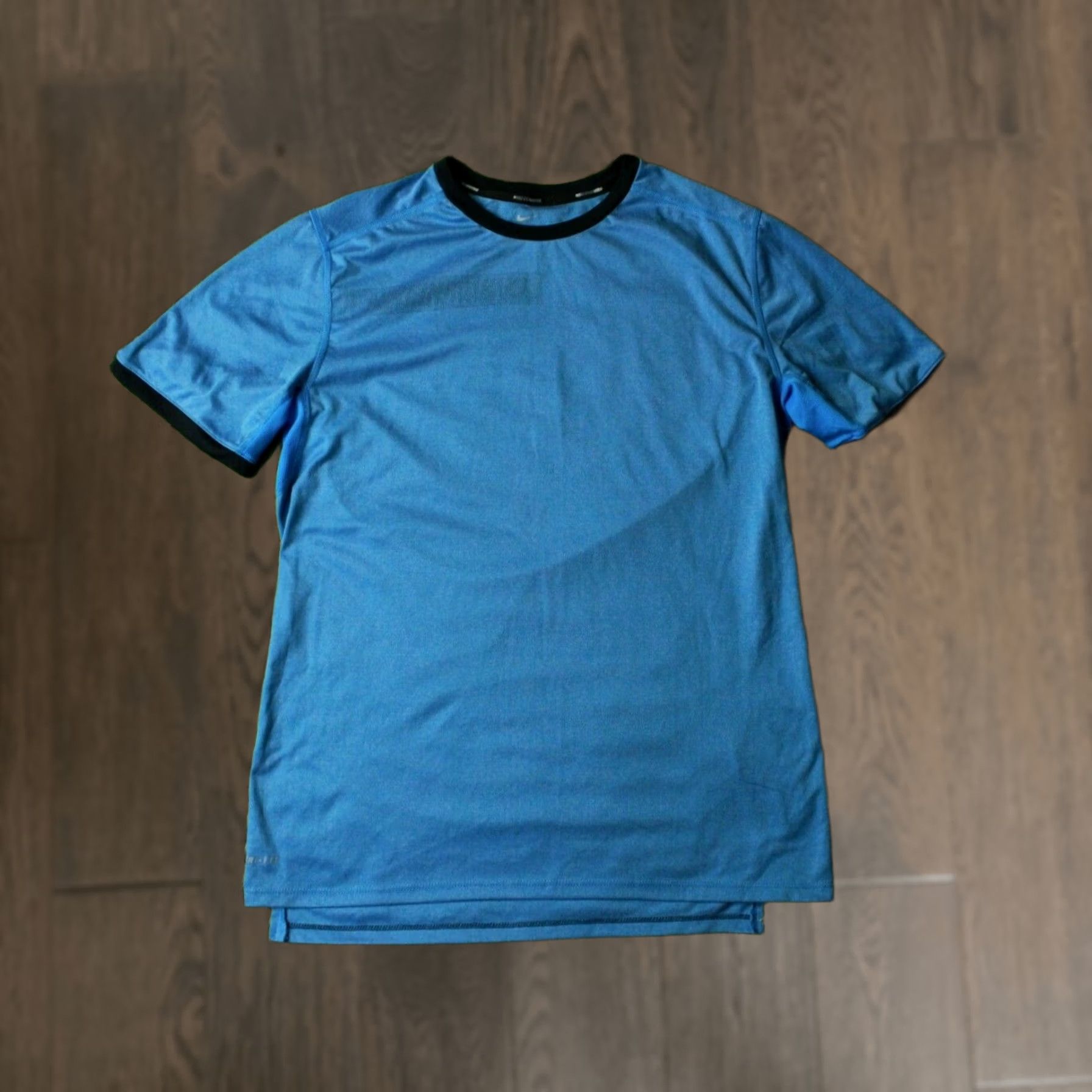Nike Nike Training Shirt Mens M Blue T-Shirt Jersey Short Sleeve Running 66cm 52cm Size M Size US M / EU 48-50 / 2 - 1 Thumbnail