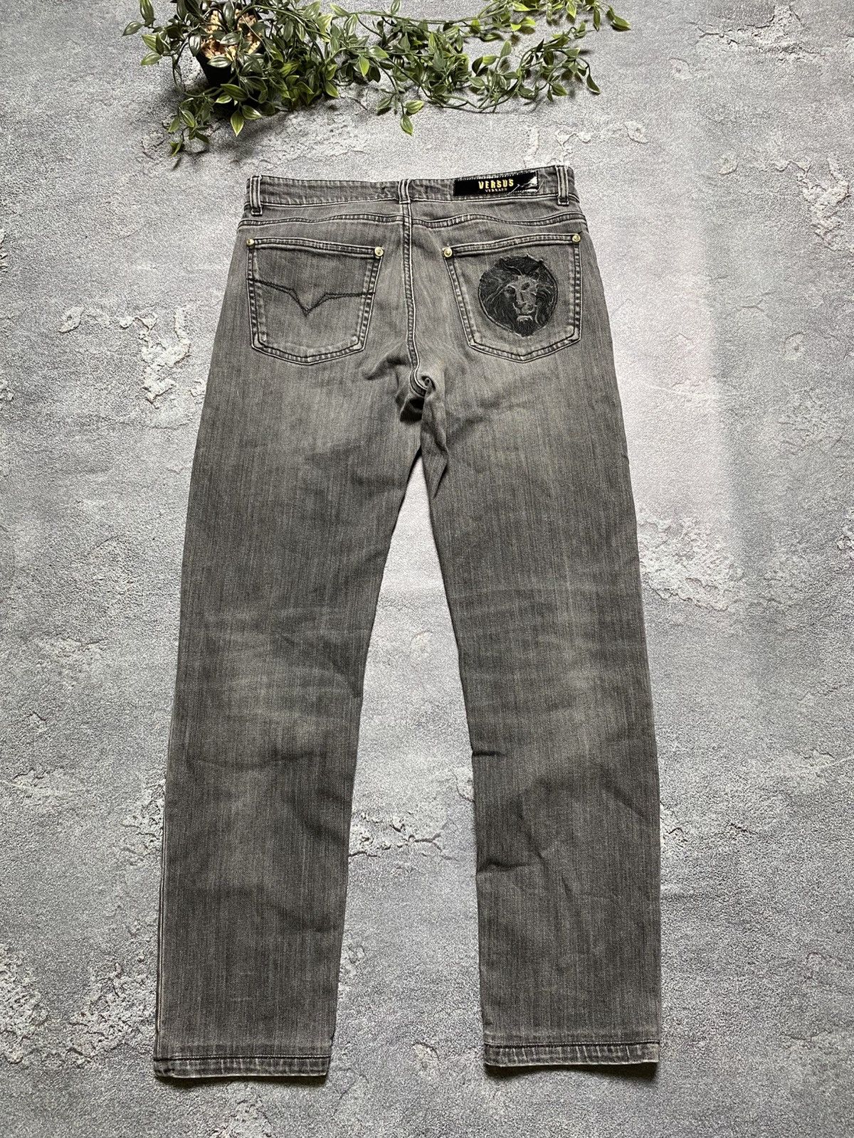 Versace × Vintage Versus Versace jeans Size M grey Size US 32 / EU 48 - 1 Thumbnail