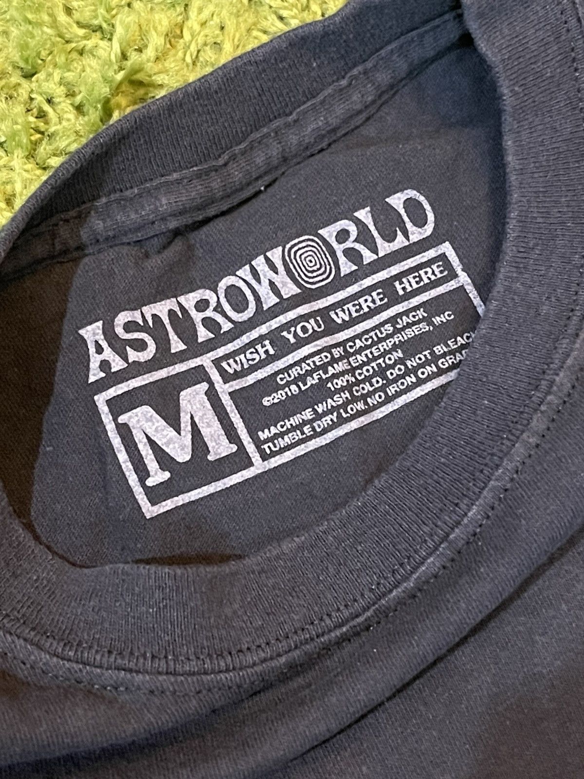 Travis Scott Travis Scott Astroworld 2019 Houston Brown Tee Size Medium Size US M / EU 48-50 / 2 - 3 Thumbnail