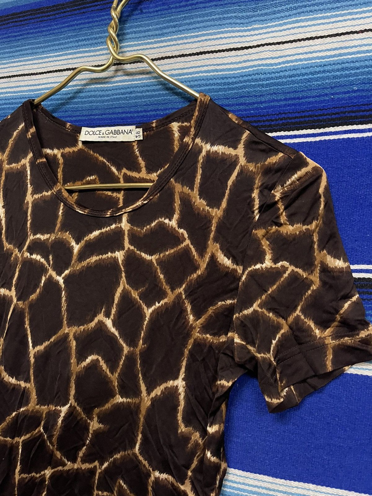 Dolce & Gabbana × Vintage Vintage 90s DOLCE & GABBANA Giraffe Pattern Stretch Shirt Size XS / US 0-2 / IT 36-38 - 2 Thumbnail