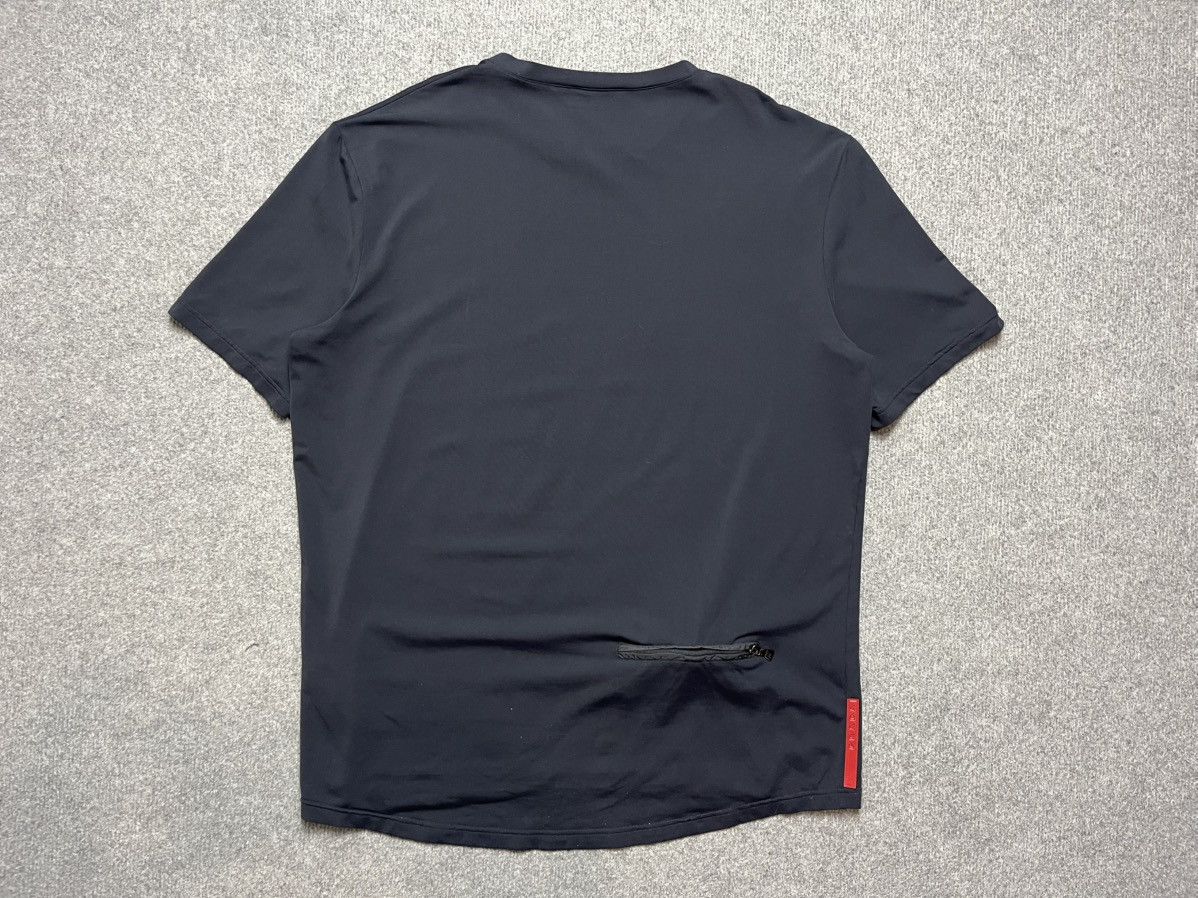 Prada Prada red tag t-shirt Size US XL / EU 56 / 4 - 5 Thumbnail
