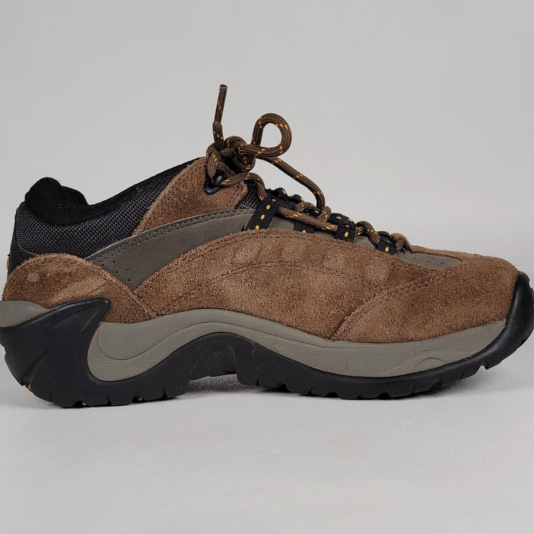 Vintage Hi-Tec Boots Womens 8 Brown Leather Lace Up Round Toe Breathable Combat All Seasons Size US 8 / IT 38 - 6 Thumbnail