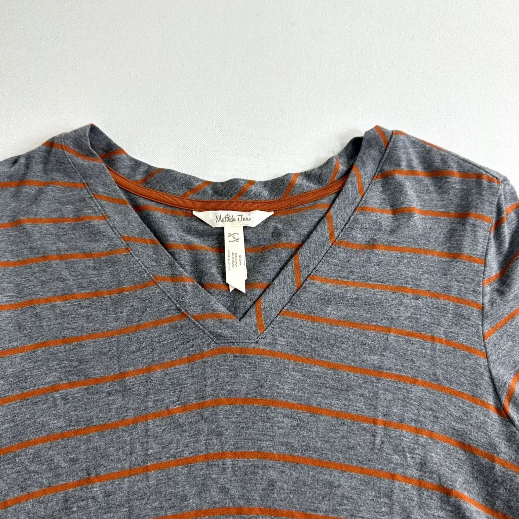 Vintage Matilda Jane Windsong Tunic Top S Long Sleeve V Neck Striped Jersey Stretch Women Regular Bohemian Classic Gray Size S / US 4 / IT 40 - 4 Thumbnail