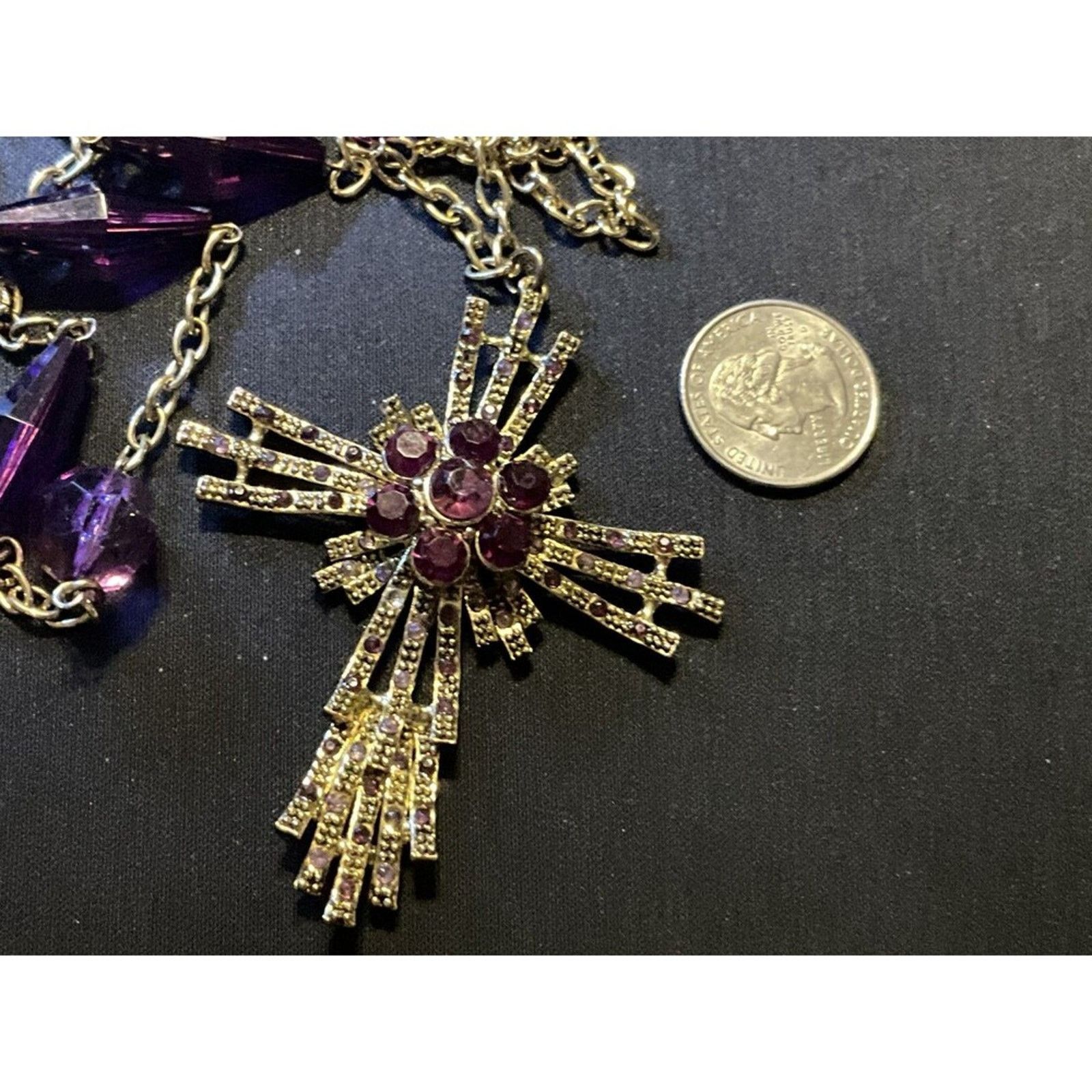 Other Dbl Layered Gold Tone Necklace Cross & Purple Lucite Beads Size ONE SIZE - 5 Thumbnail