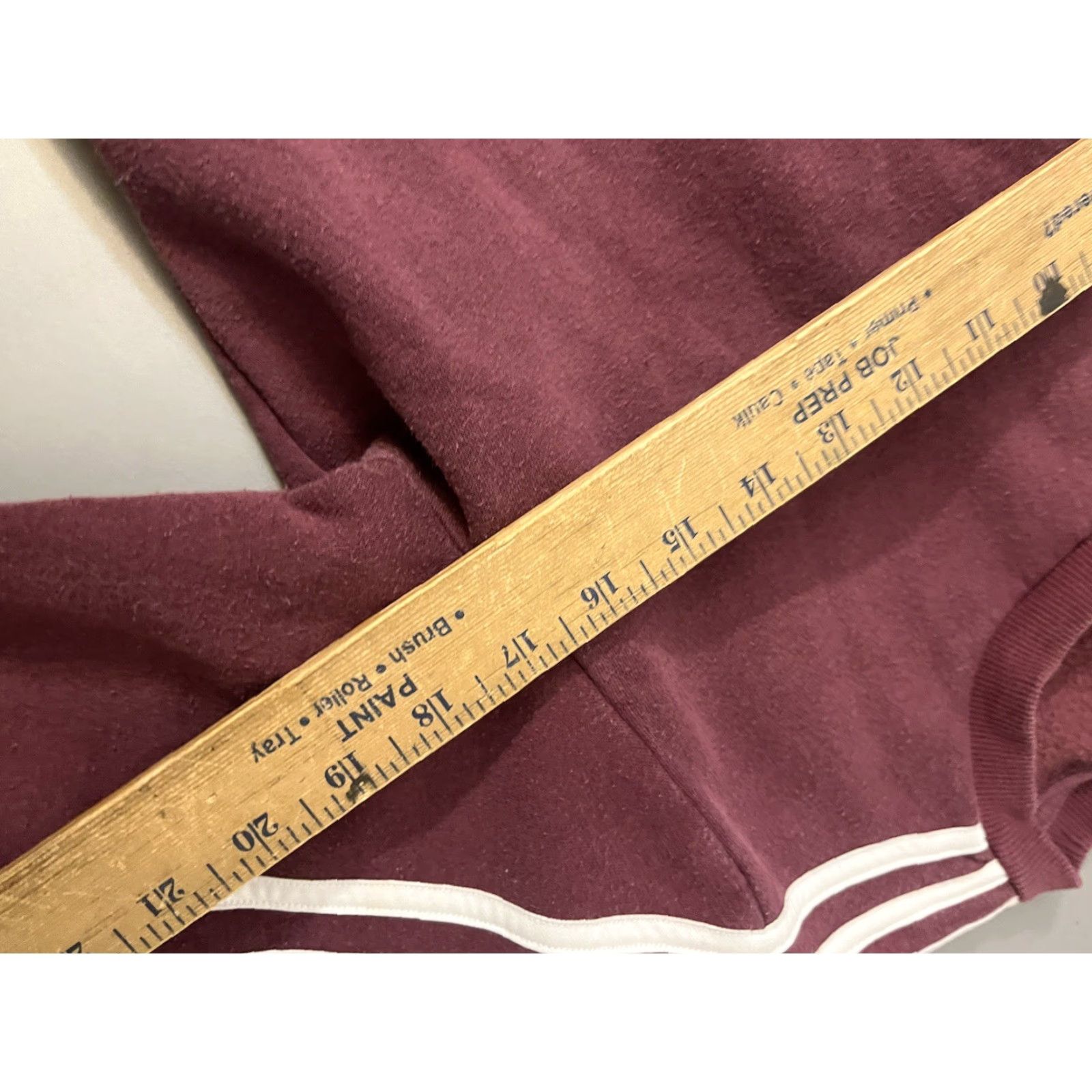 Adidas Adidas Sweatshirt Womens Small Essentials 3 Stripes Fleece Pullover Crew Neck Maroon White Size S / US 4 / IT 40 - 5 Thumbnail