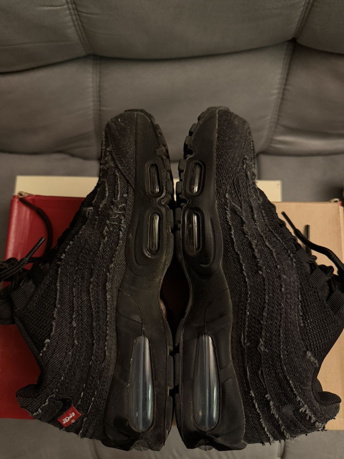 Levi's × Nike Nike x Levis Black Air Max 95 Black Size 7 Size US 7 / EU 40 - 7 Thumbnail
