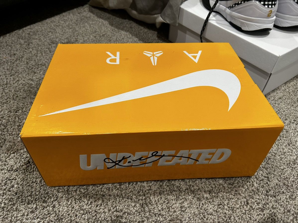 Nike Kobe 5 Protro undefeated Size US 7.5 / EU 40-41 - 7 Thumbnail