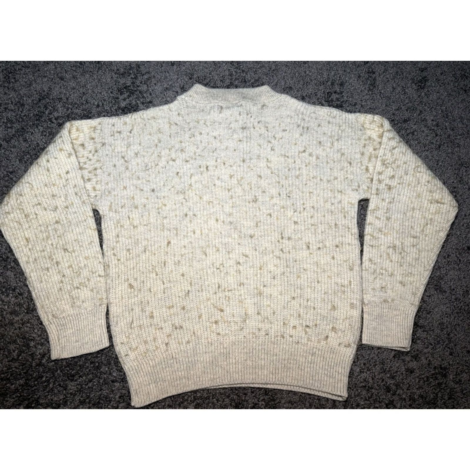 Vintage VINTAGE LL Bean Mens Large Long Henley Knit Wool Sweater Button Heavyweight USA Shirt Mens Large Beige 90s USA Size US L / EU 52-54 / 3 - 6 Thumbnail