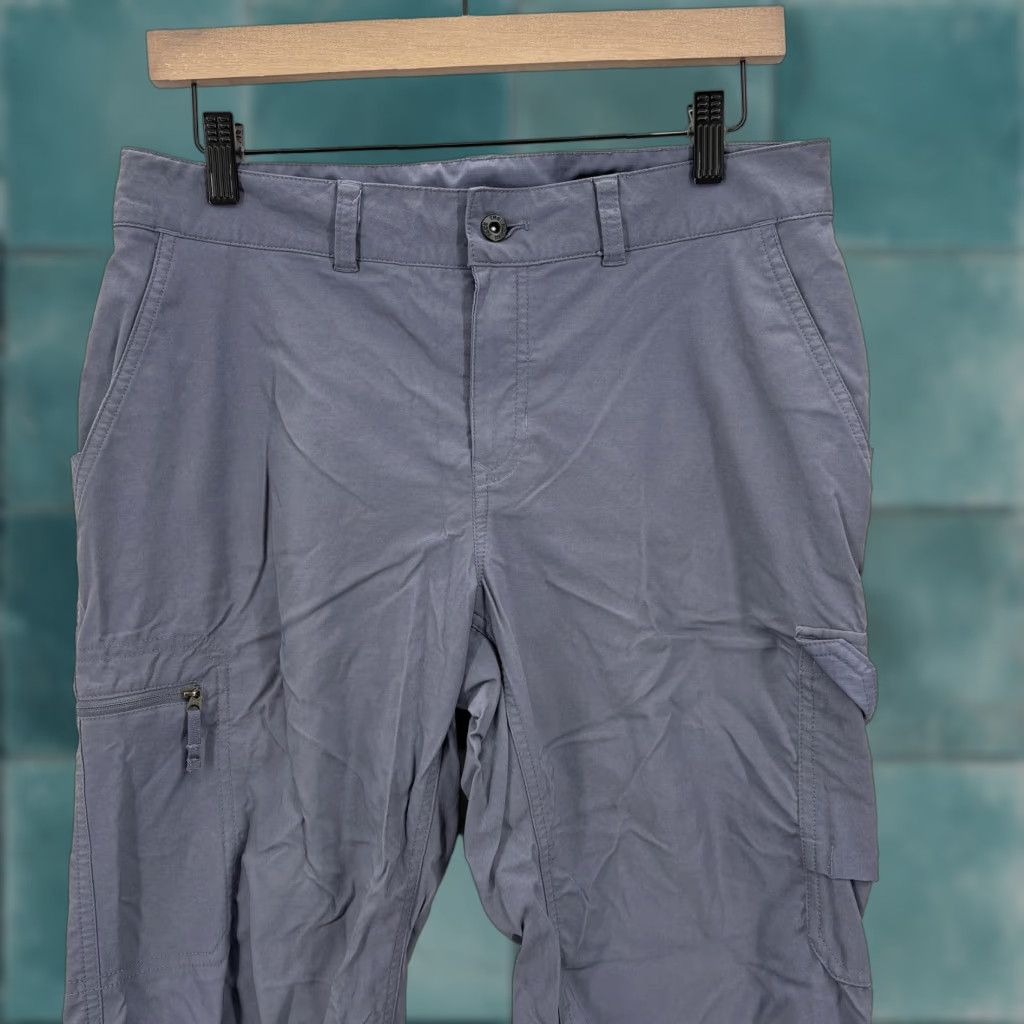 The North Face The North Face Hiking Pants Womens 8 Gray Stretch Cargo Pockets Quick Dry Shirt? Size 30" / US 8 / IT 44 - 1 Thumbnail