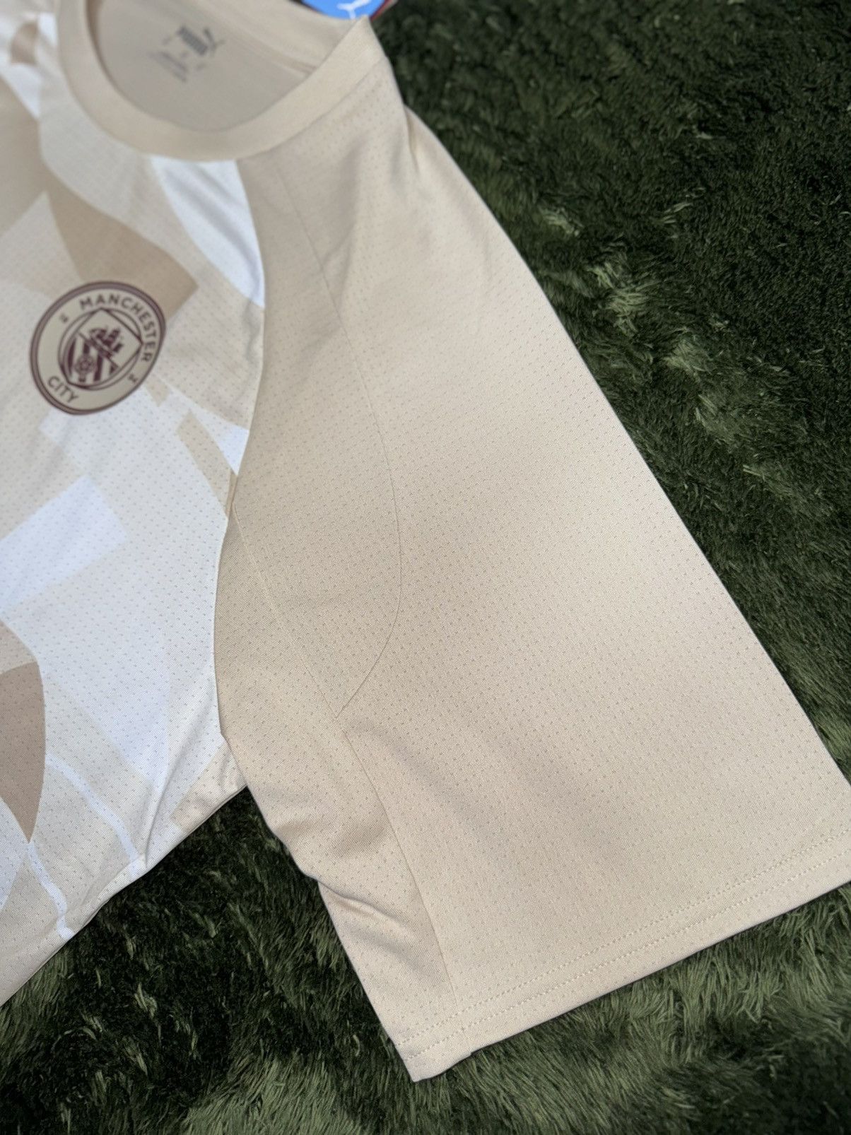 Designer × Puma [L] puma MCFC mancity 23-24 prematch jersey tshirts beige Size US L / EU 52-54 / 3 - 3 Thumbnail