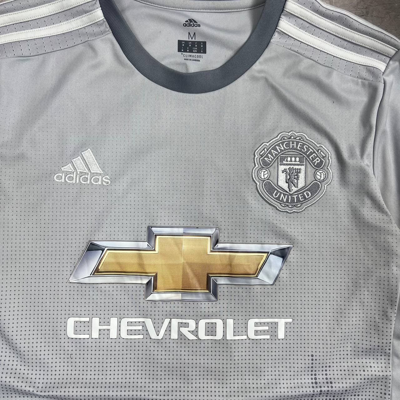 Vintage Manchester United 2017/2018 Third #2 Lindelof Football Shirt Size US M / EU 48-50 / 2 - 5 Thumbnail