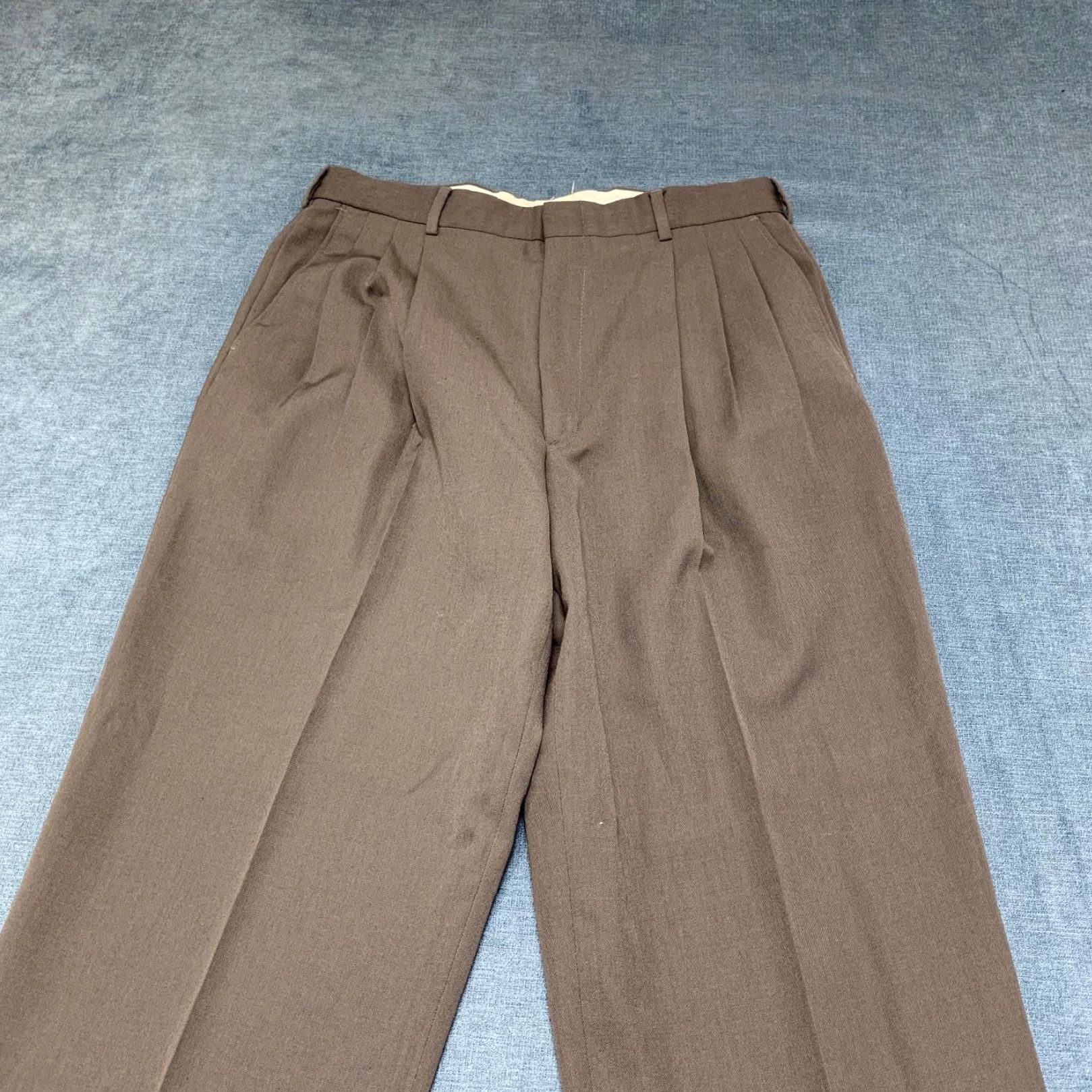 Vintage VINTAGE City Streets Dress Pants 34x35 Brown Pleated Front Cuffed Hem Career Formal Size US 34 / EU 50 - 4 Thumbnail