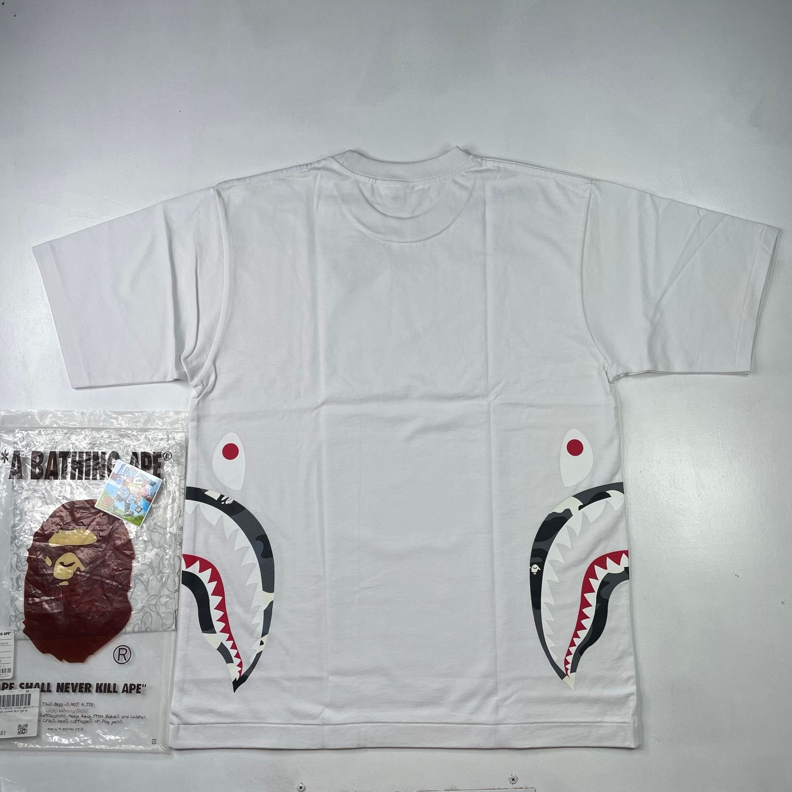 Bape BAPE City Camo Side Shark Tee Size US S / EU 44-46 / 1 - 2 Thumbnail