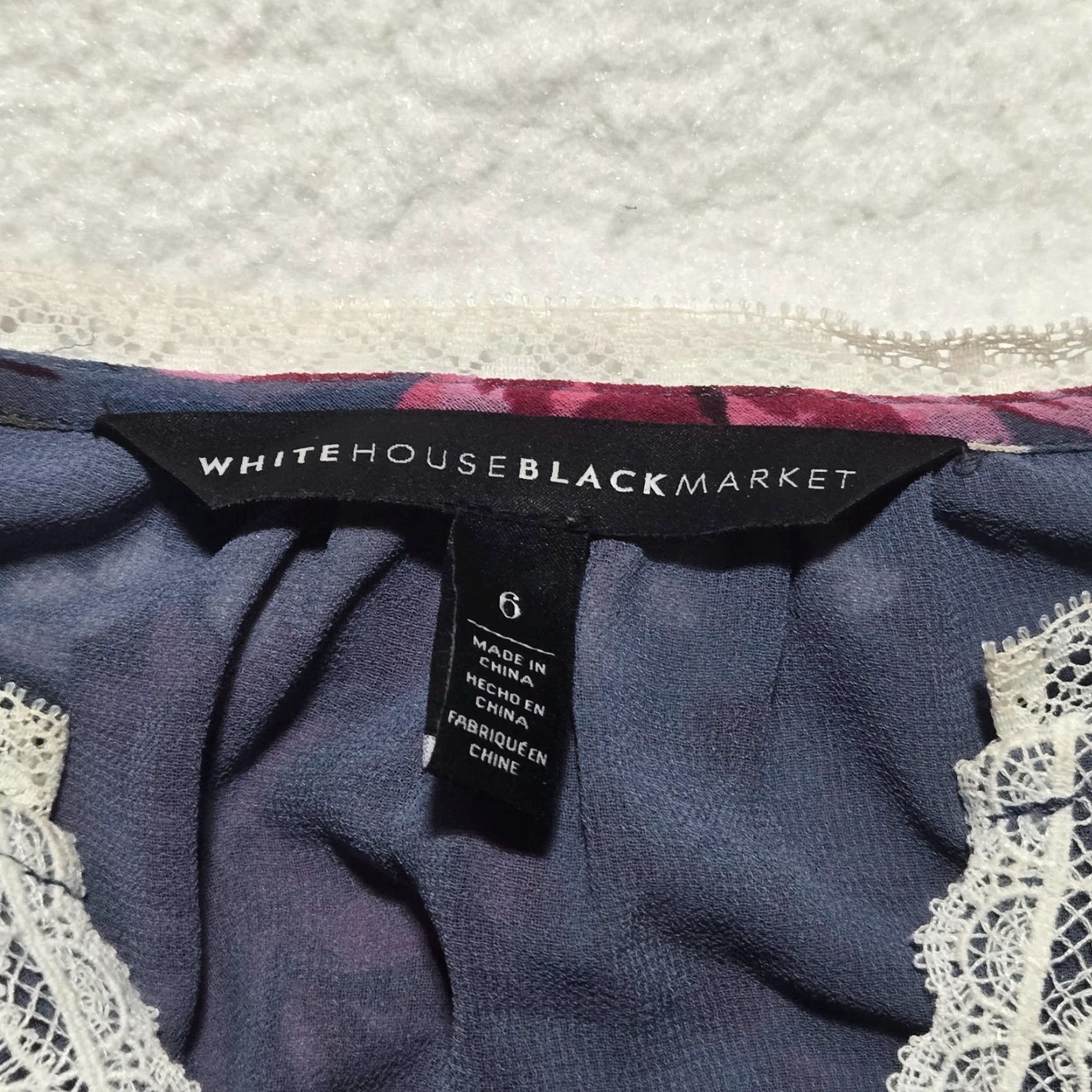 White House Black Market White House Black Market Shirt Womens Blouse Long Sleeve Adult Size 6 Floral Multicolor Bell Sleeve Size M / US 6-8 / IT 42-44 - 3 Thumbnail