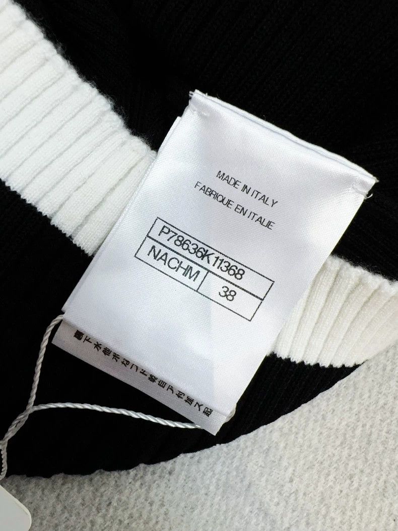 Chanel Chanel 25C hollow logo black knitted vest Size XS / US 0-2 / IT 36-38 - 6 Thumbnail