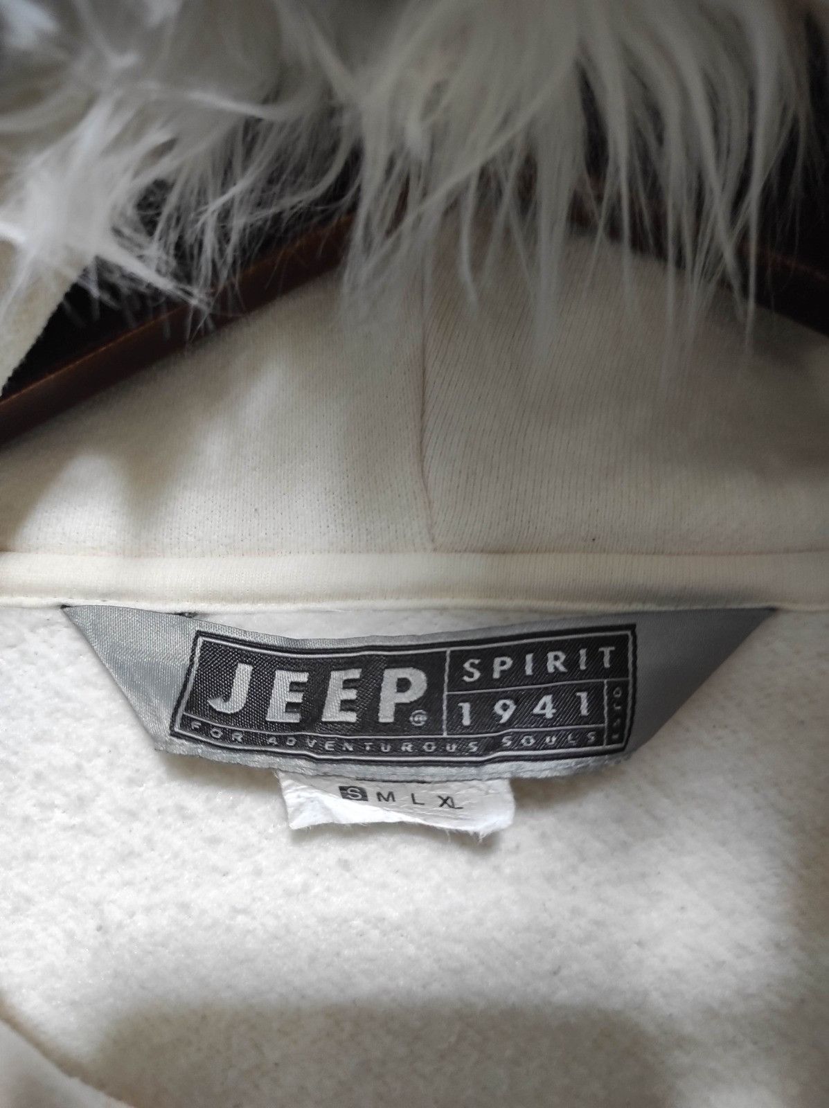 Jeep Jeep Spirit white zip fur hoodie ifsix LGB style Size US S / EU 44-46 / 1 - 10 Thumbnail