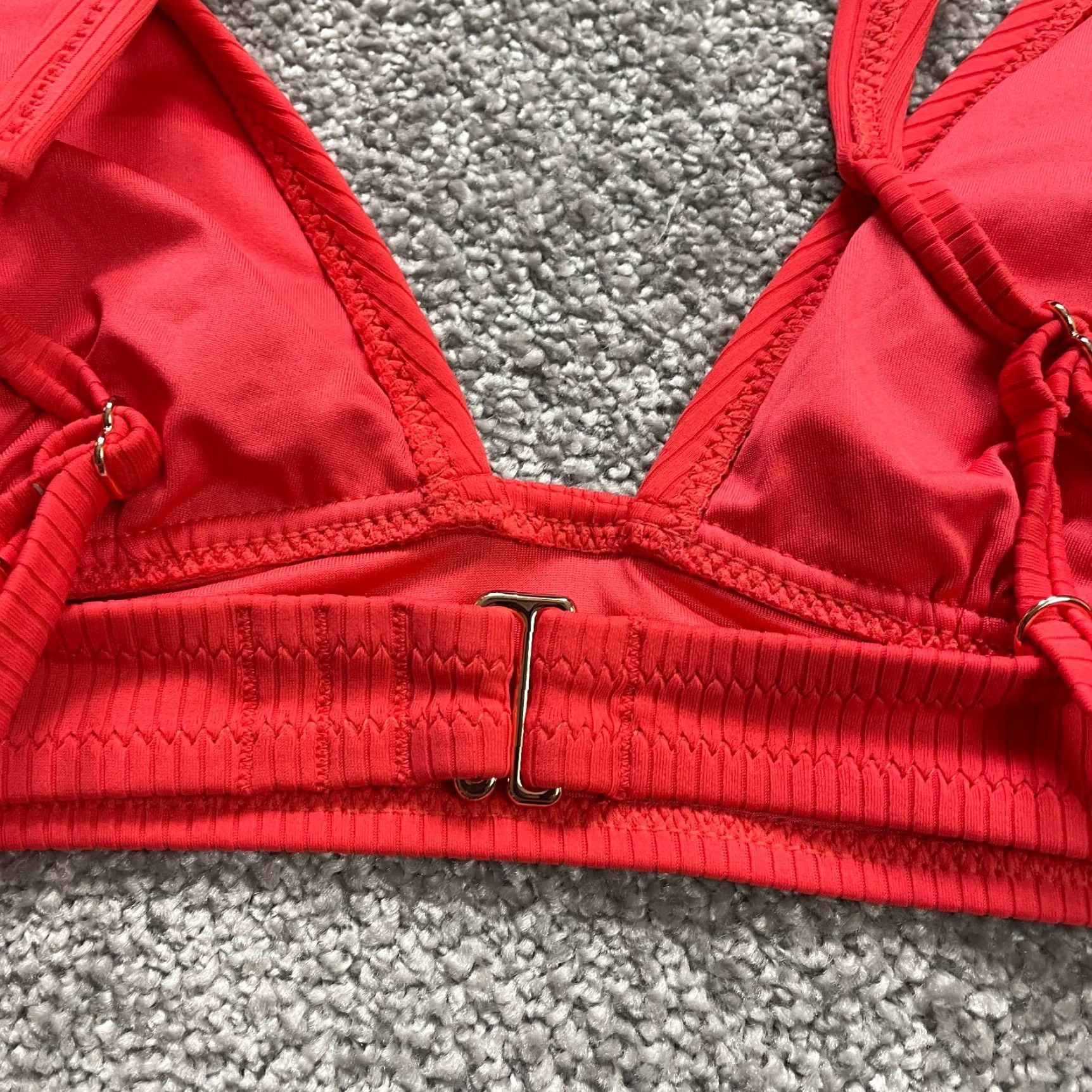 Vintage Shade & Shore Women's Medium Red Textured Bikini Top - Adjustable Spaghetti Strap Beach Swimwear Size M / US 6-8 / IT 42-44 - 3 Thumbnail