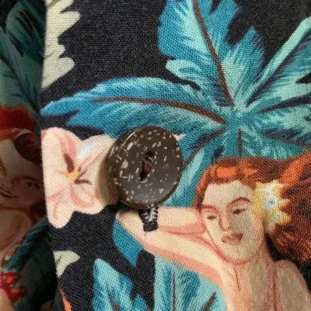 Designer Vintage men’s Absolutor Hawaiian Aloha pinup girl hula shirt Size US L / EU 52-54 / 3 - 5 Thumbnail
