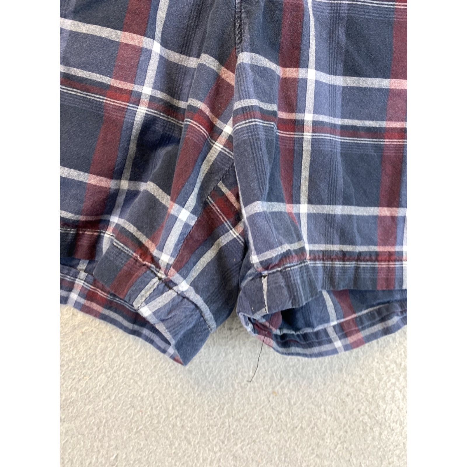 Club Room Club Room Golf Shorts Men's Size 38 Gray Black Red Plaid Casual Stretch Size US 38 / EU 54 - 5 Thumbnail