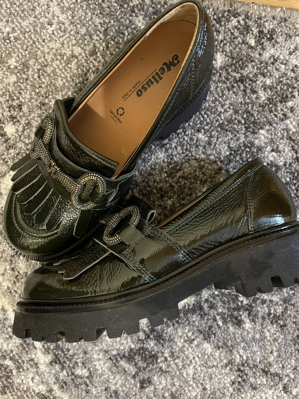 Other Melluso Italy Women’s Loafers EU 37.5 Green Patent Leather Size US 7.5 / IT 37.5 - 1 Thumbnail
