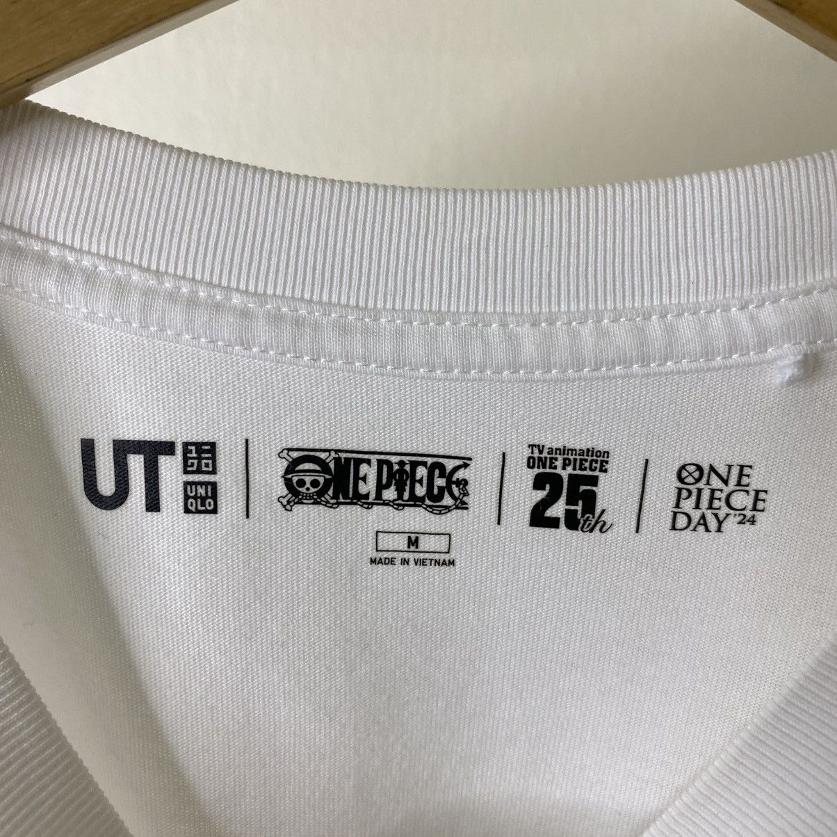 Uniqlo Uniqlo UT Manga Series x One Piece Collaboration Tee Anime Size US M / EU 48-50 / 2 - 3 Thumbnail