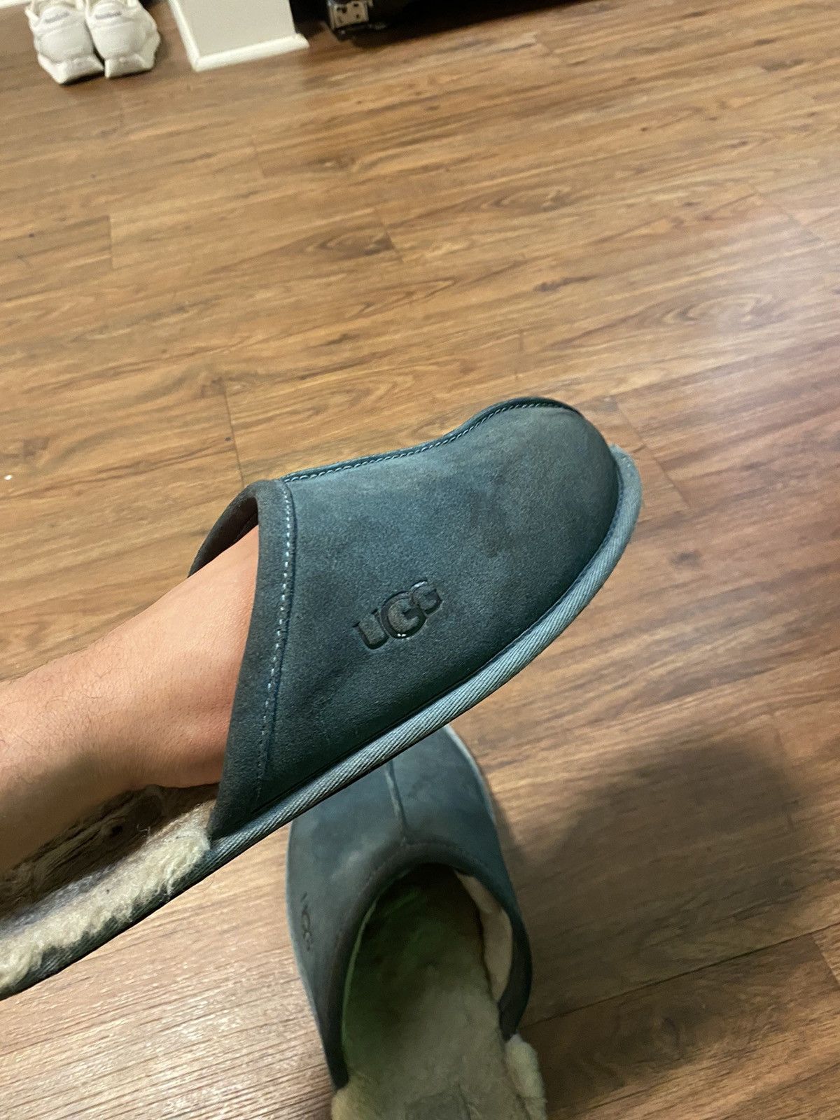 Ugg Uggs House Slippers Size US 9.5 / EU 42-43 - 11 Thumbnail